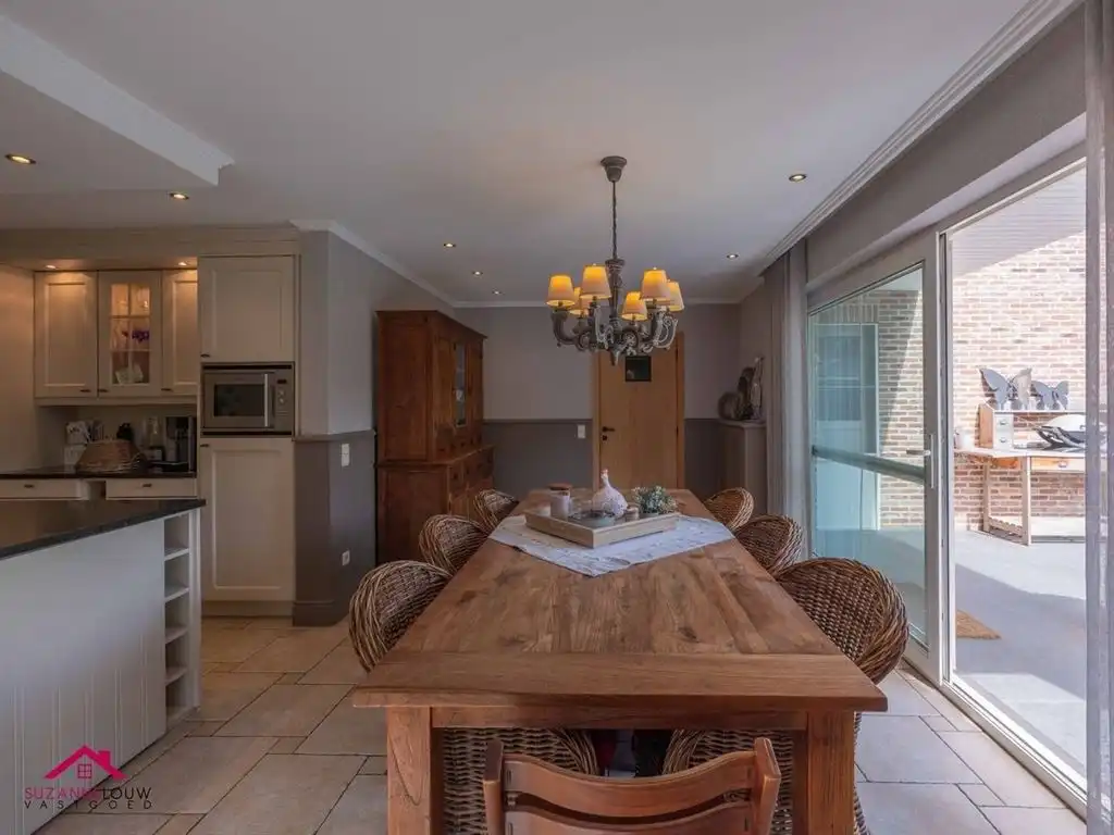 Hoogwaardig afgewerkte, landelijke villawoning foto 21