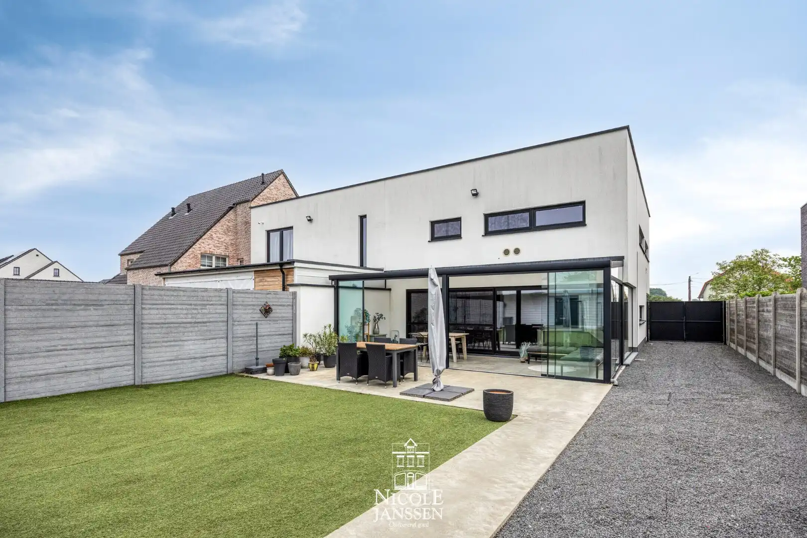 Instapklare trendy woning foto 2