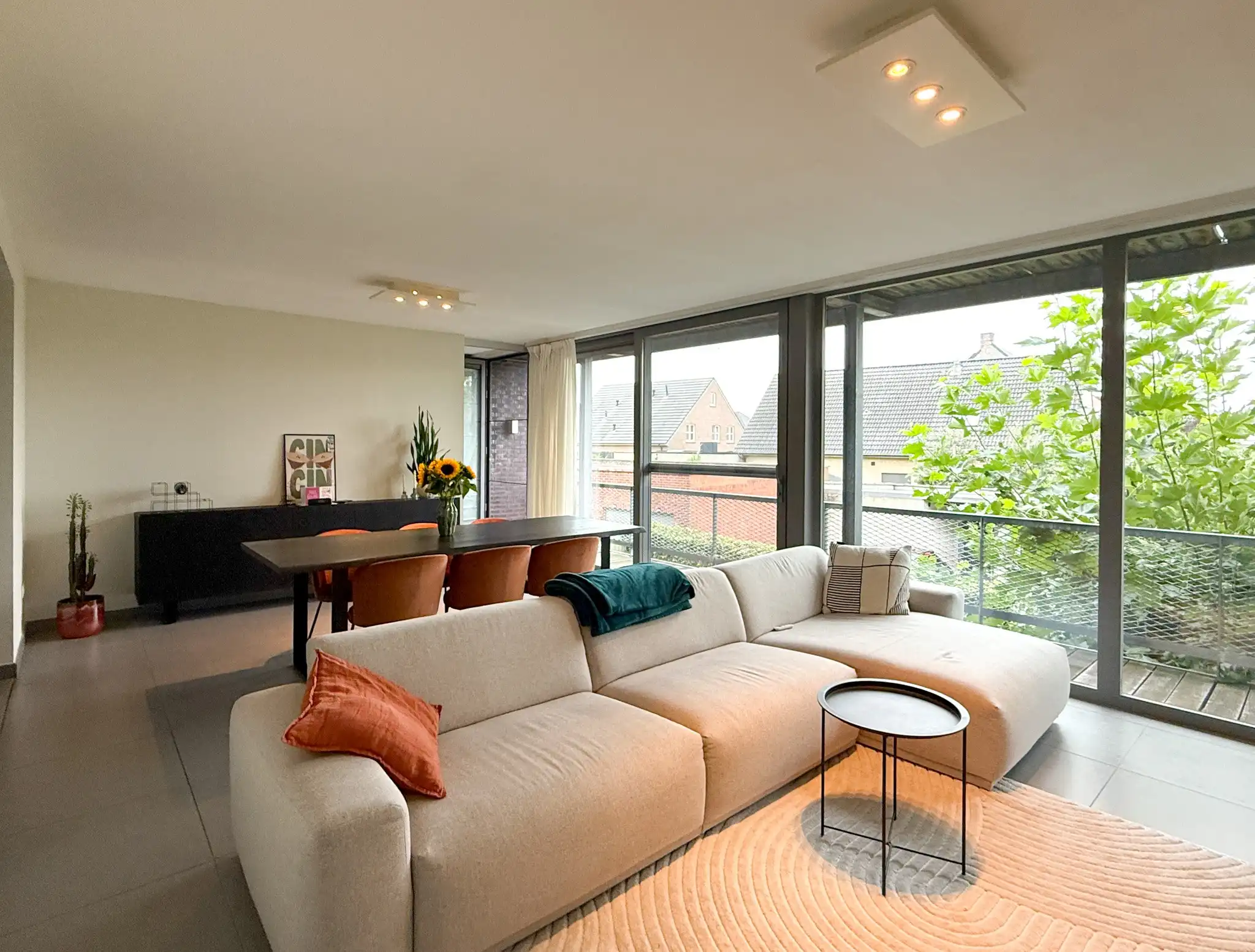 Mooi appartement met 1 slaapkamer nabij centrum Melsele met autostaanplaats foto 2