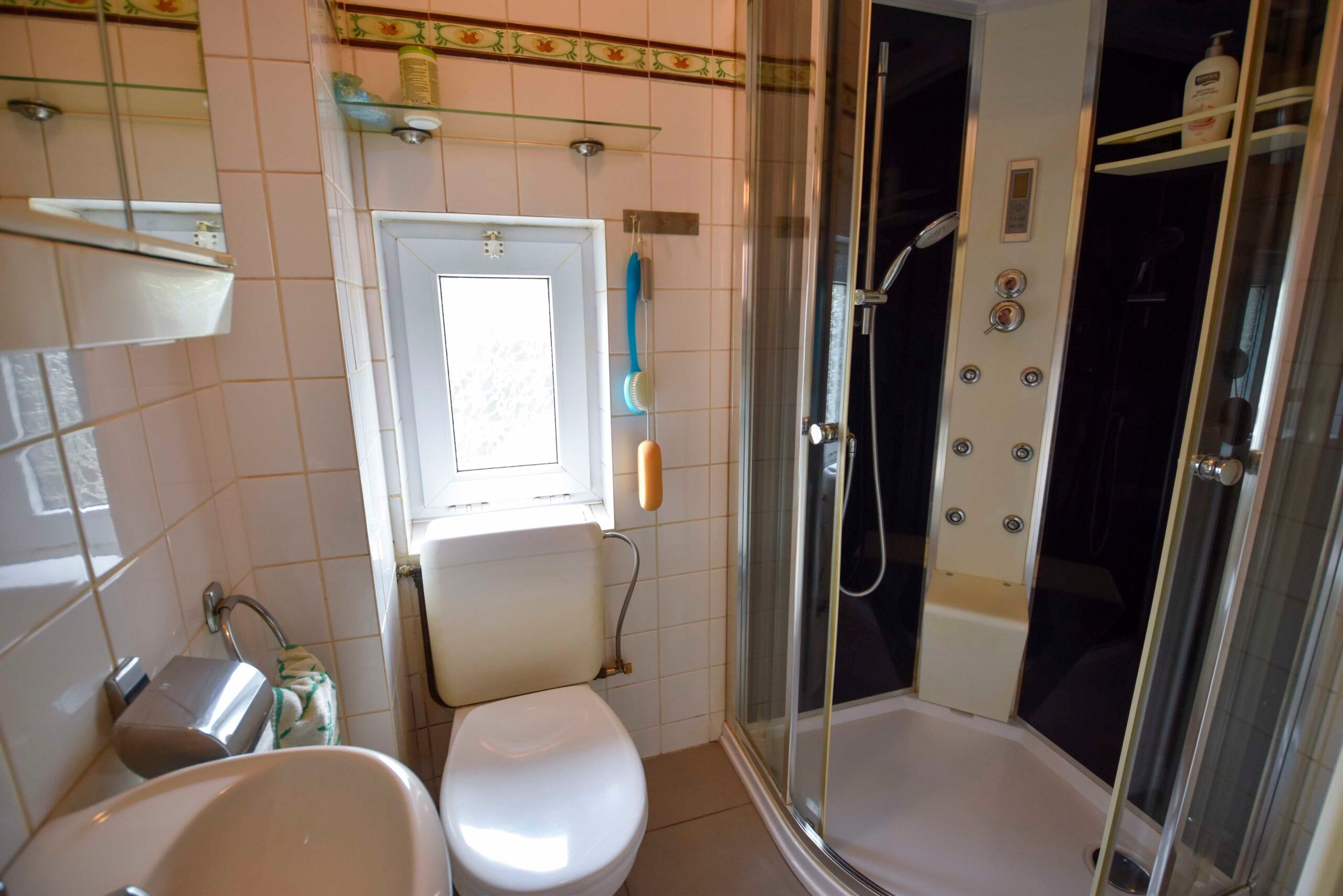 Topper: Woning met magazijn in Meerdonk foto 12