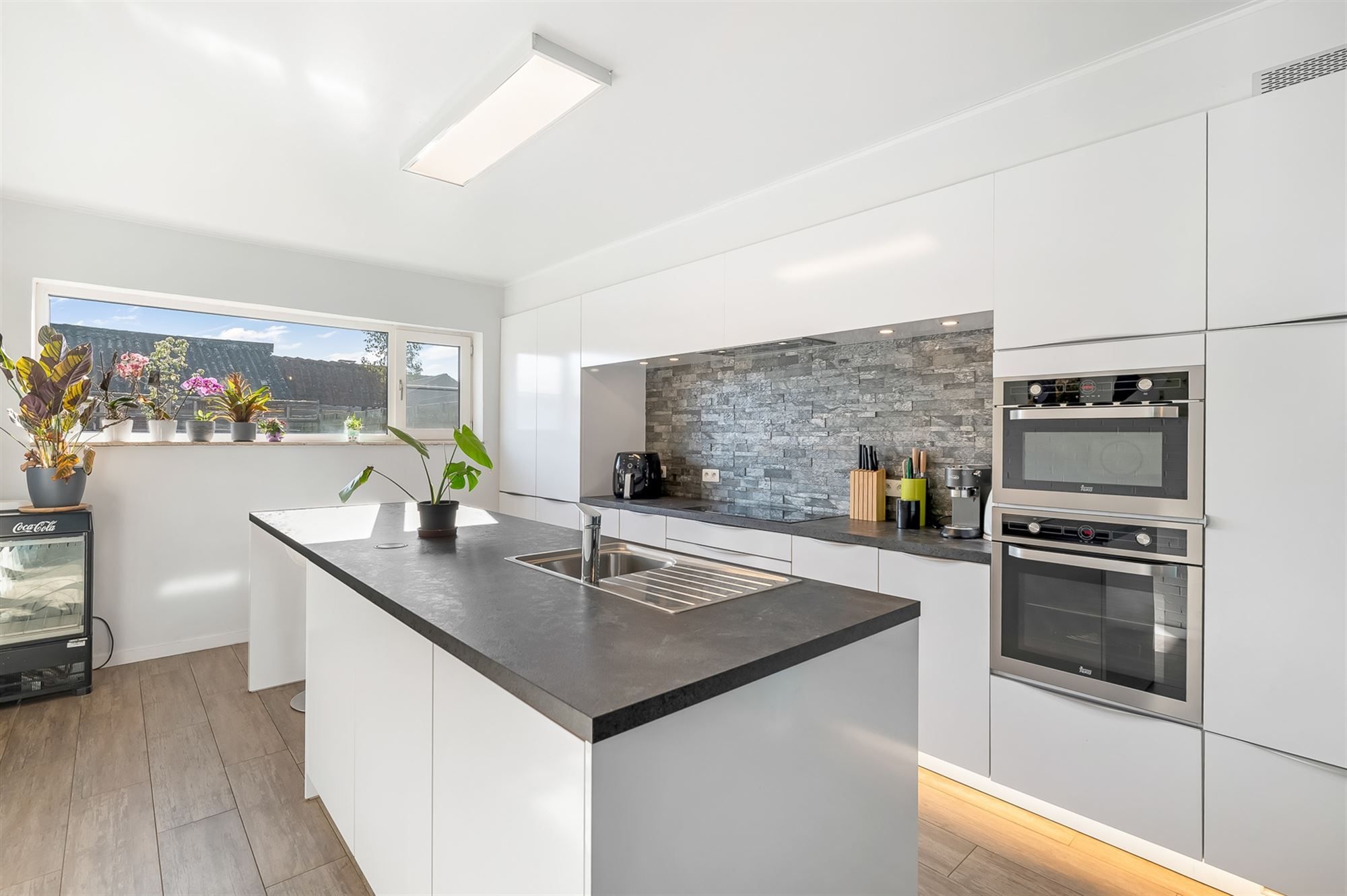 GERENOVEERDE WONING IN DOODLOPENDE STRAAT foto 8