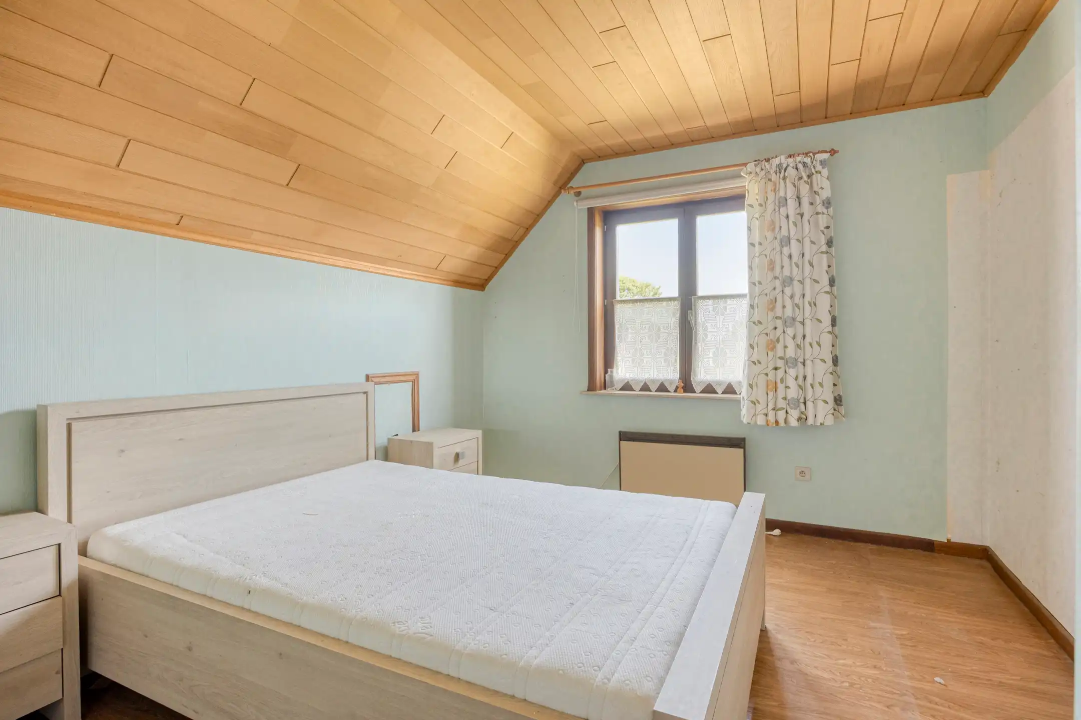 ZEER GOED ONDERHOUDEN WONING MET 4 KAMERS EN GROTE TUIN foto 14