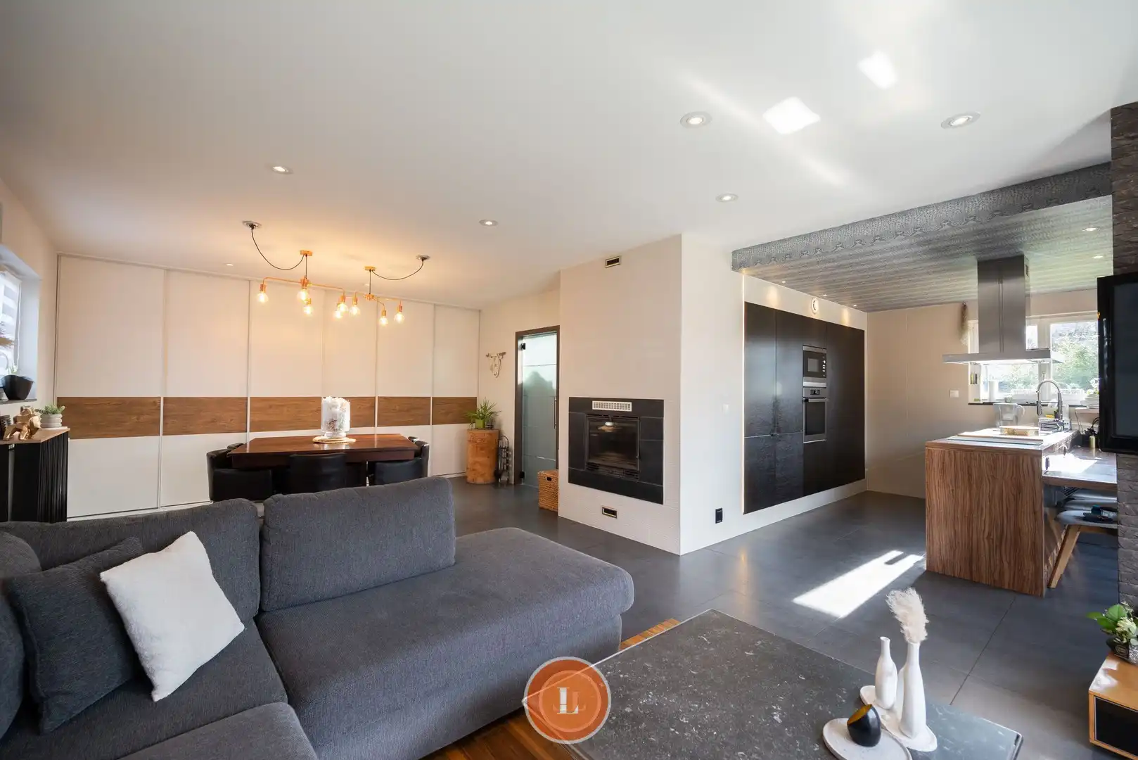 Instapklare villa met 4 slaapkamers op perceel van 1053m². foto 8