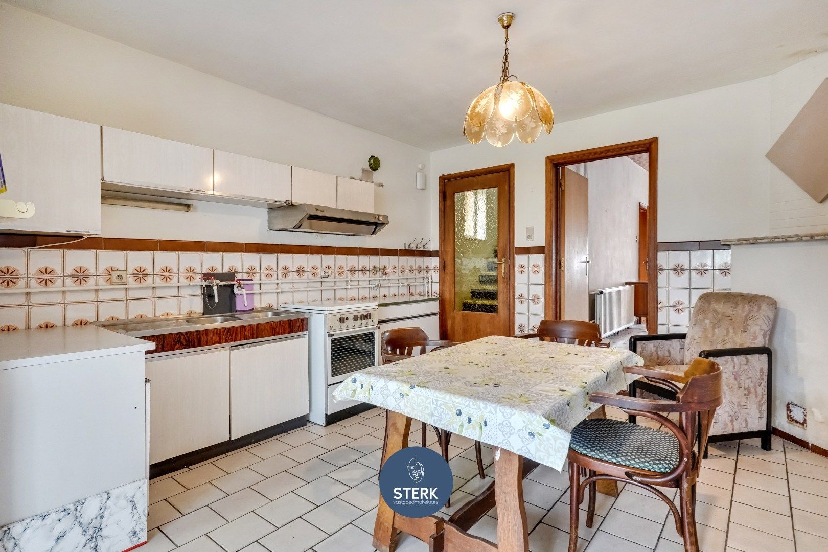 OP TE KNAPPEN GEZINSWONING MET RUIME TUIN TE OPGRIMBIE !  foto 7