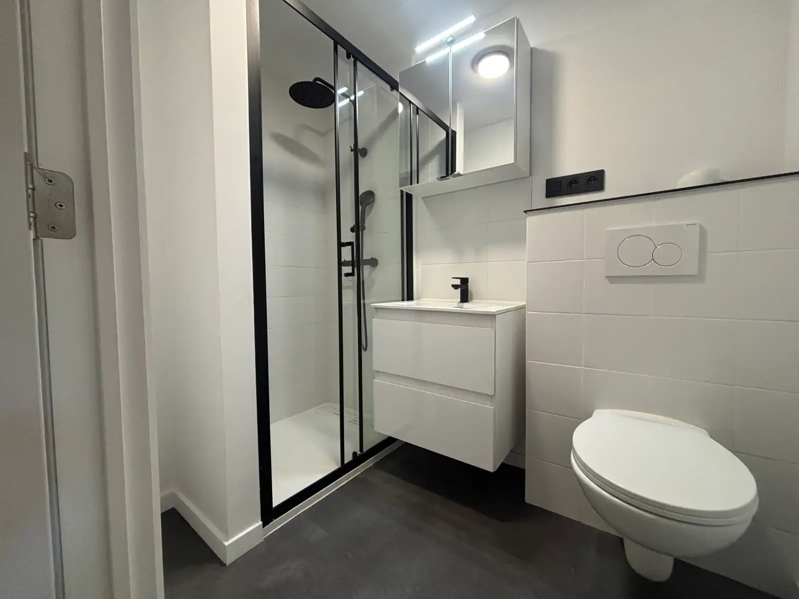 Moderne studio inclusief autostaanplaats foto 5