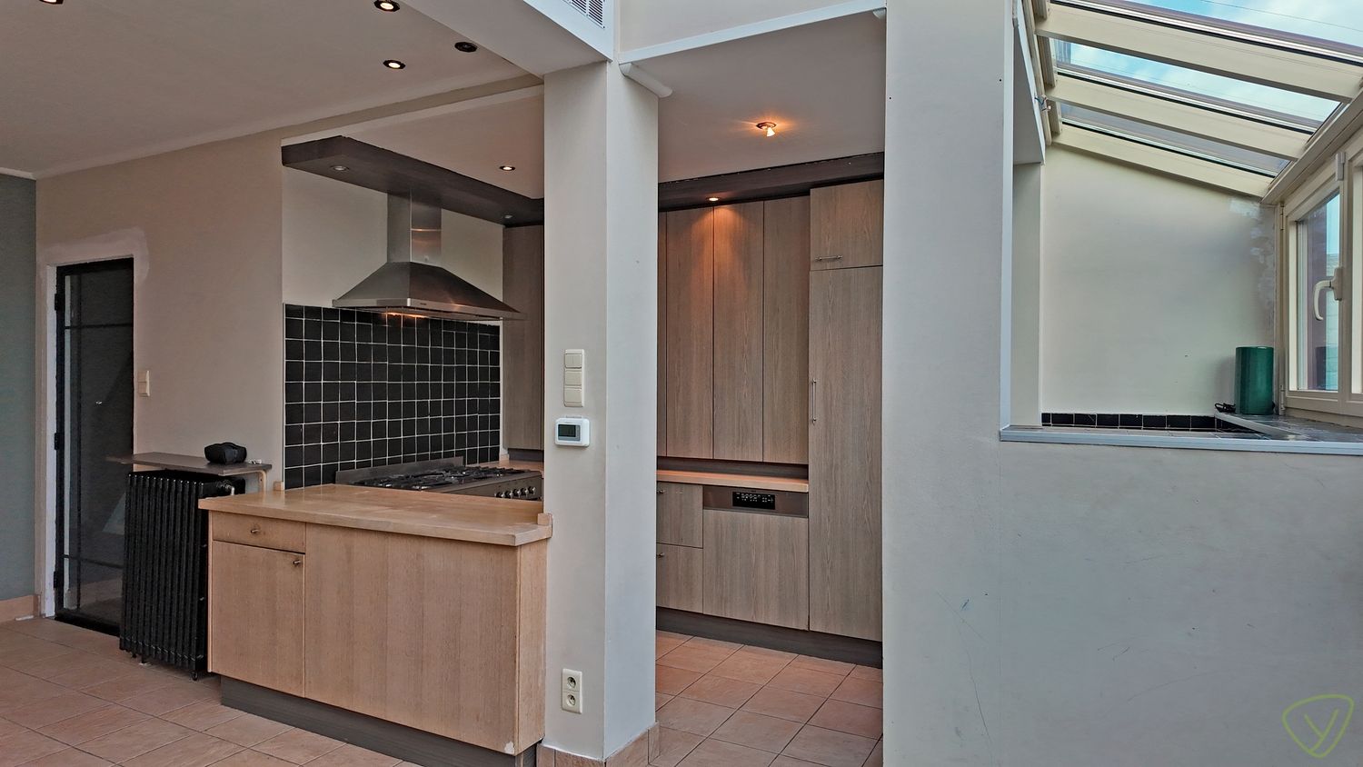 Instapklare woning met tuin en vlakbij het centrum van Eeklo foto 9