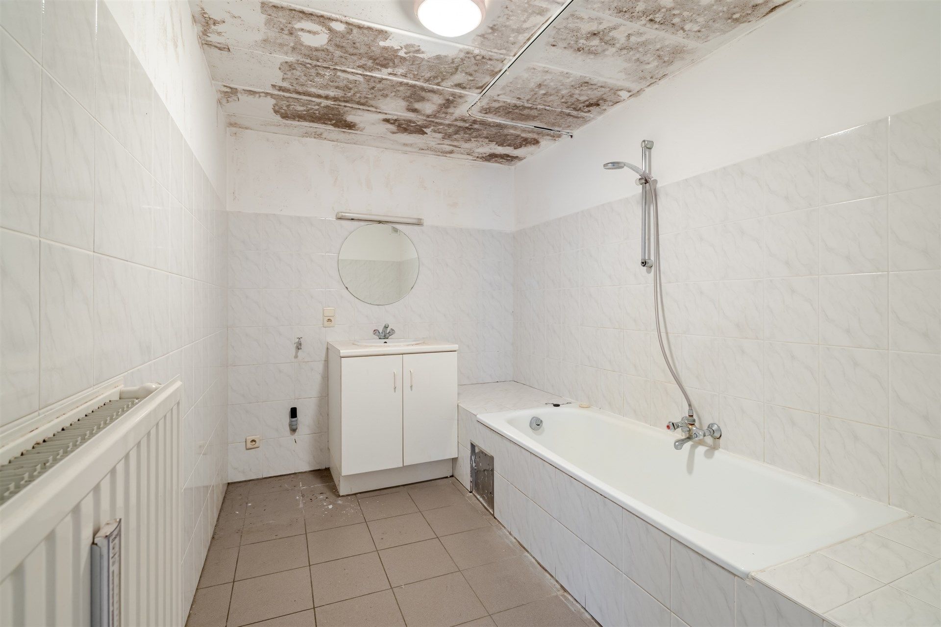 Opbrengsteigendom bestaande uit 6 ruime appartementen + 7 ondergrondse autostaanplaatsen foto 26