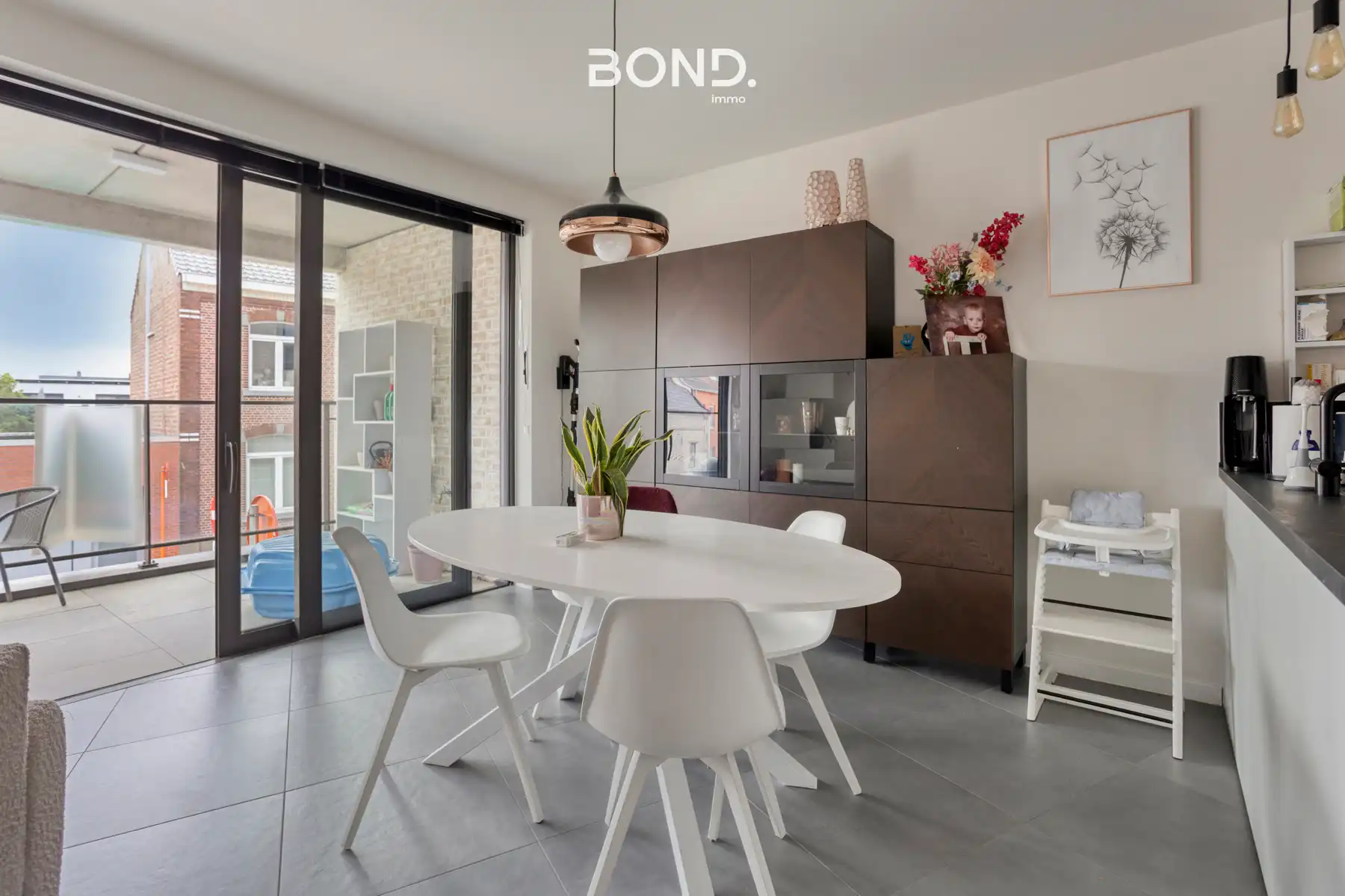 Instapklaar 2-slaapkamer appartement foto 13
