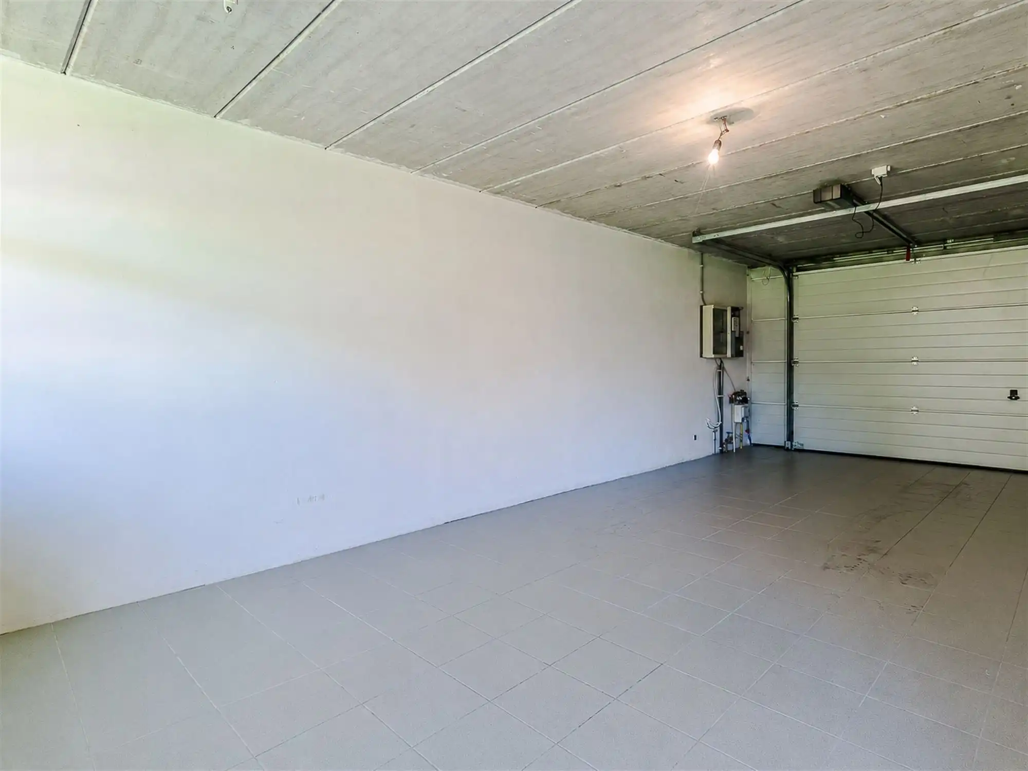 Stijlvolle bel-etagewoning met zonnige tuin foto 3