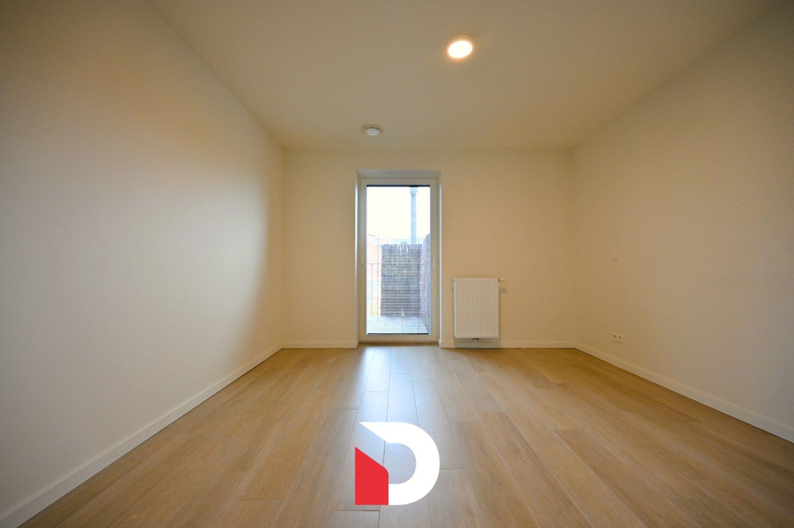 Instapklaar appartement met 2 slk label A en ruim terras centrum Brugge foto 15