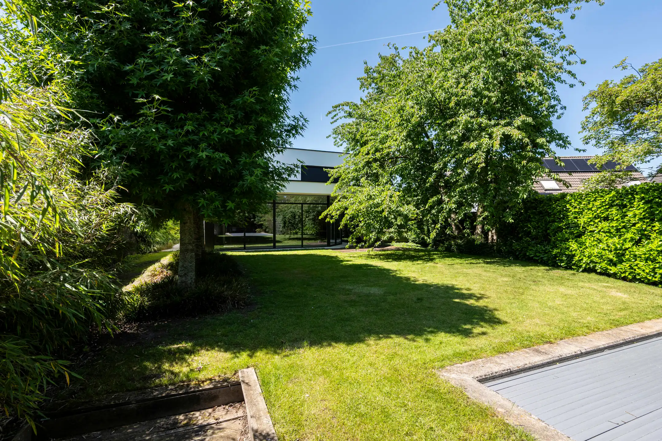 Luxueus energetisch gerenoveerde woning met verwarmd zwembad foto 2
