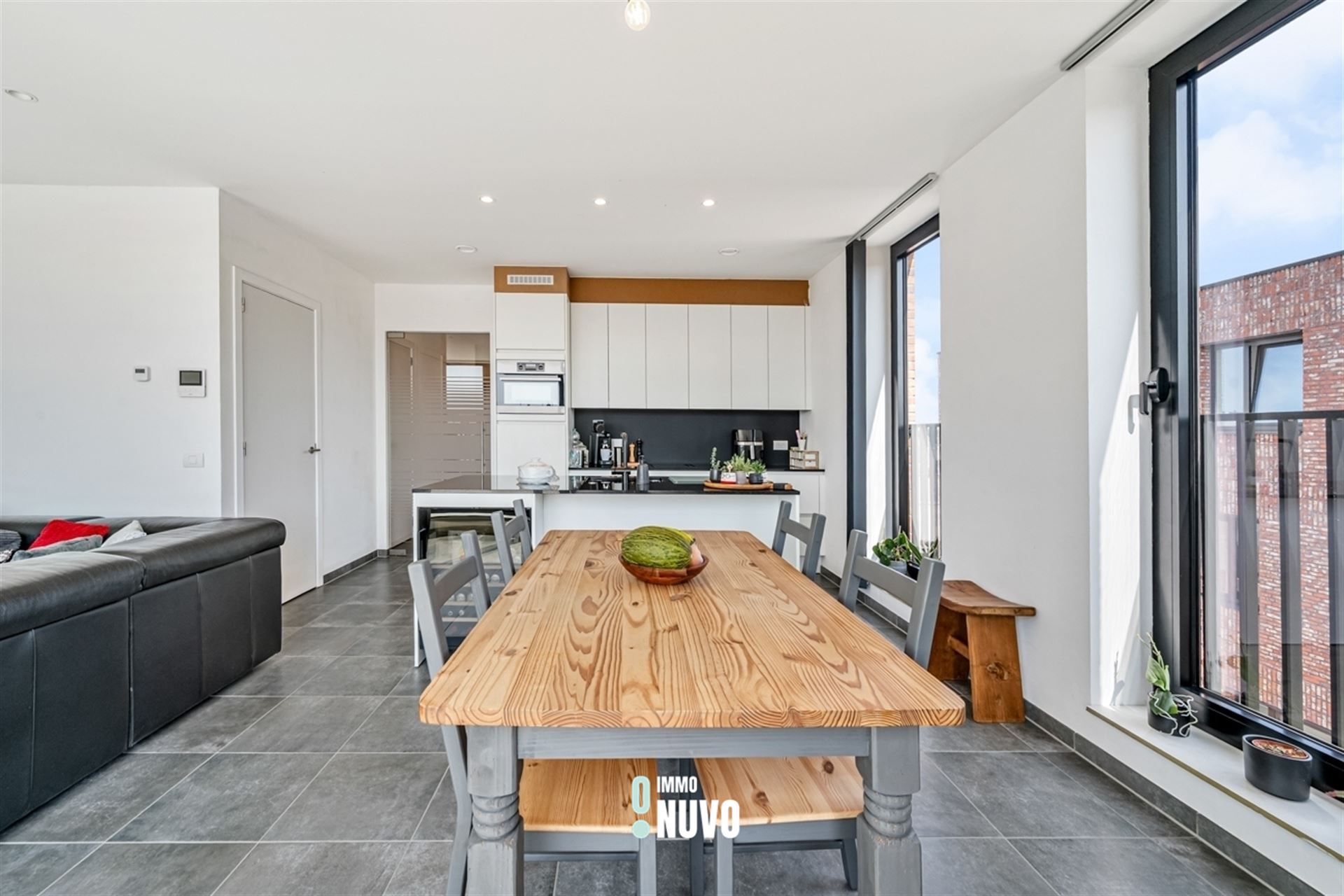 Recente Penthouse met 3 slaapkamers en ruim terras  foto 10