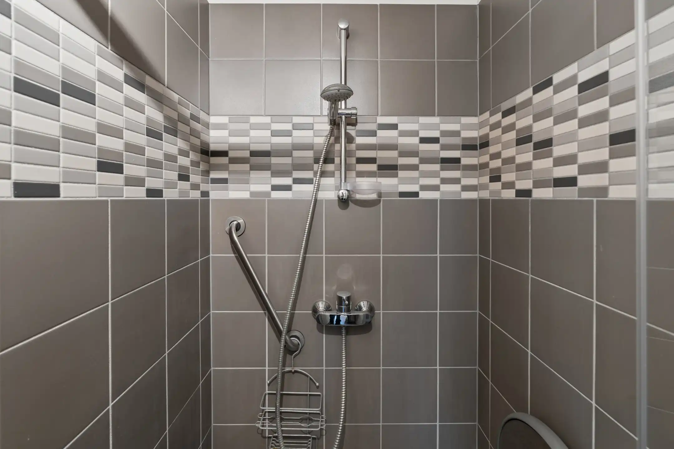 Rustig gelegen gelijkvloers appartement met 2 slaapkamers foto 10