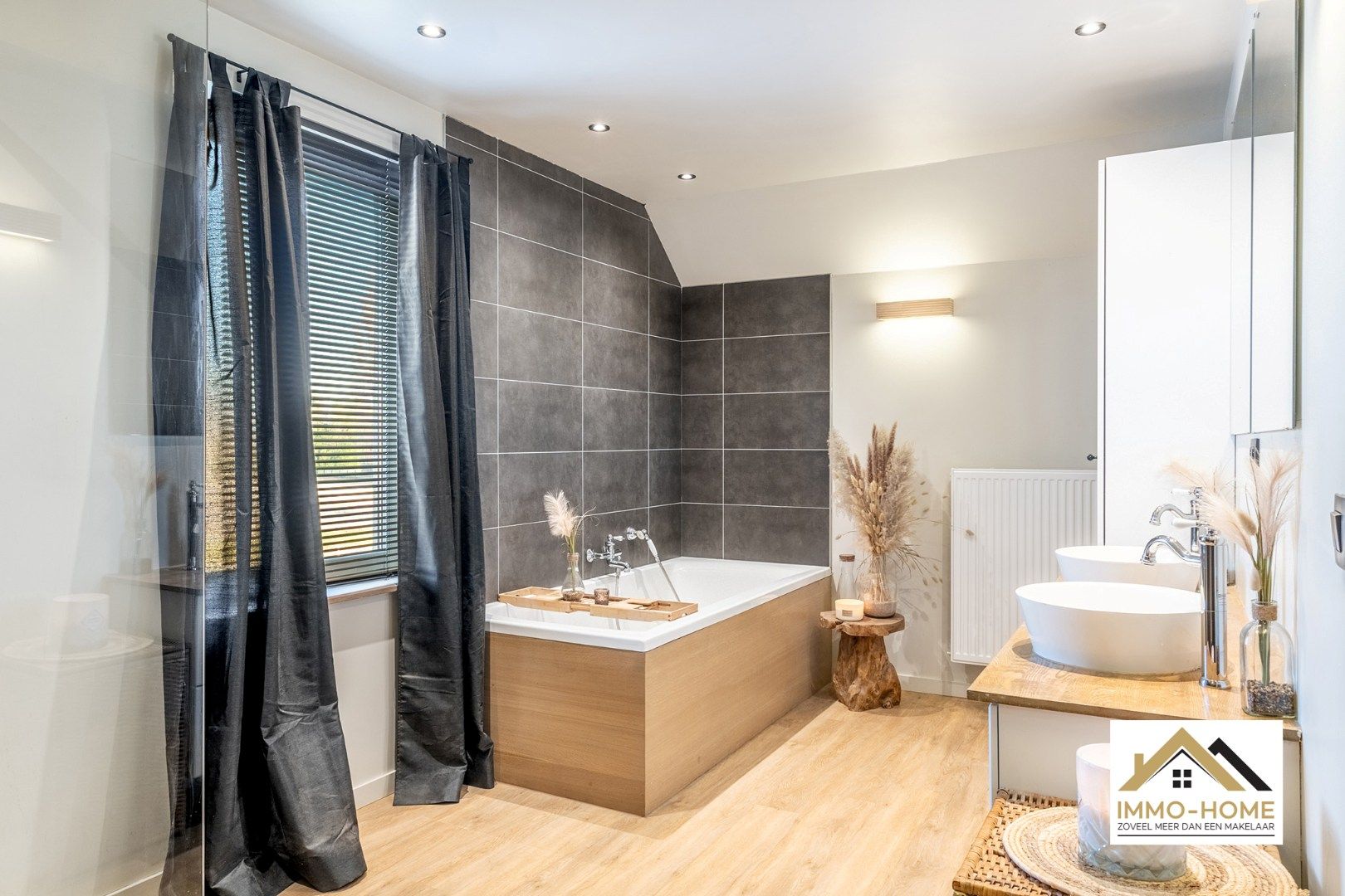 Ruime vrijstaande woning met zwembad en ruime grond op topligging! foto 16