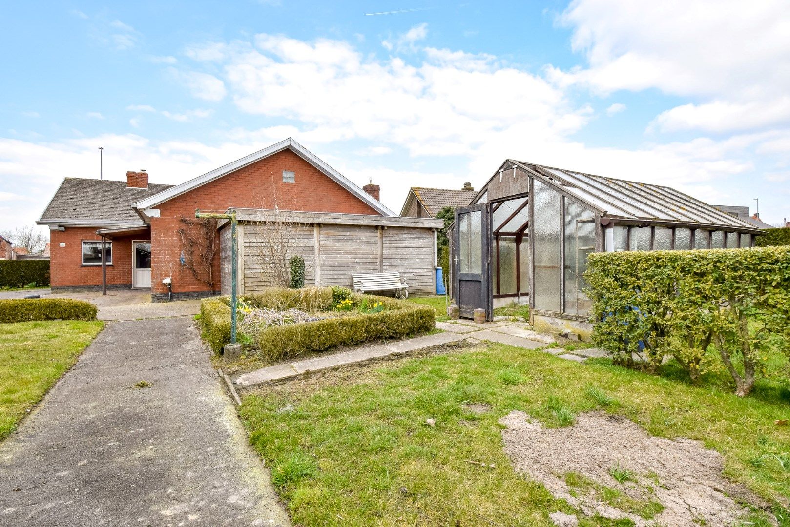 Landelijk gelegen bungalow op 867 m² met prachtig verzicht te Koekelare foto 18