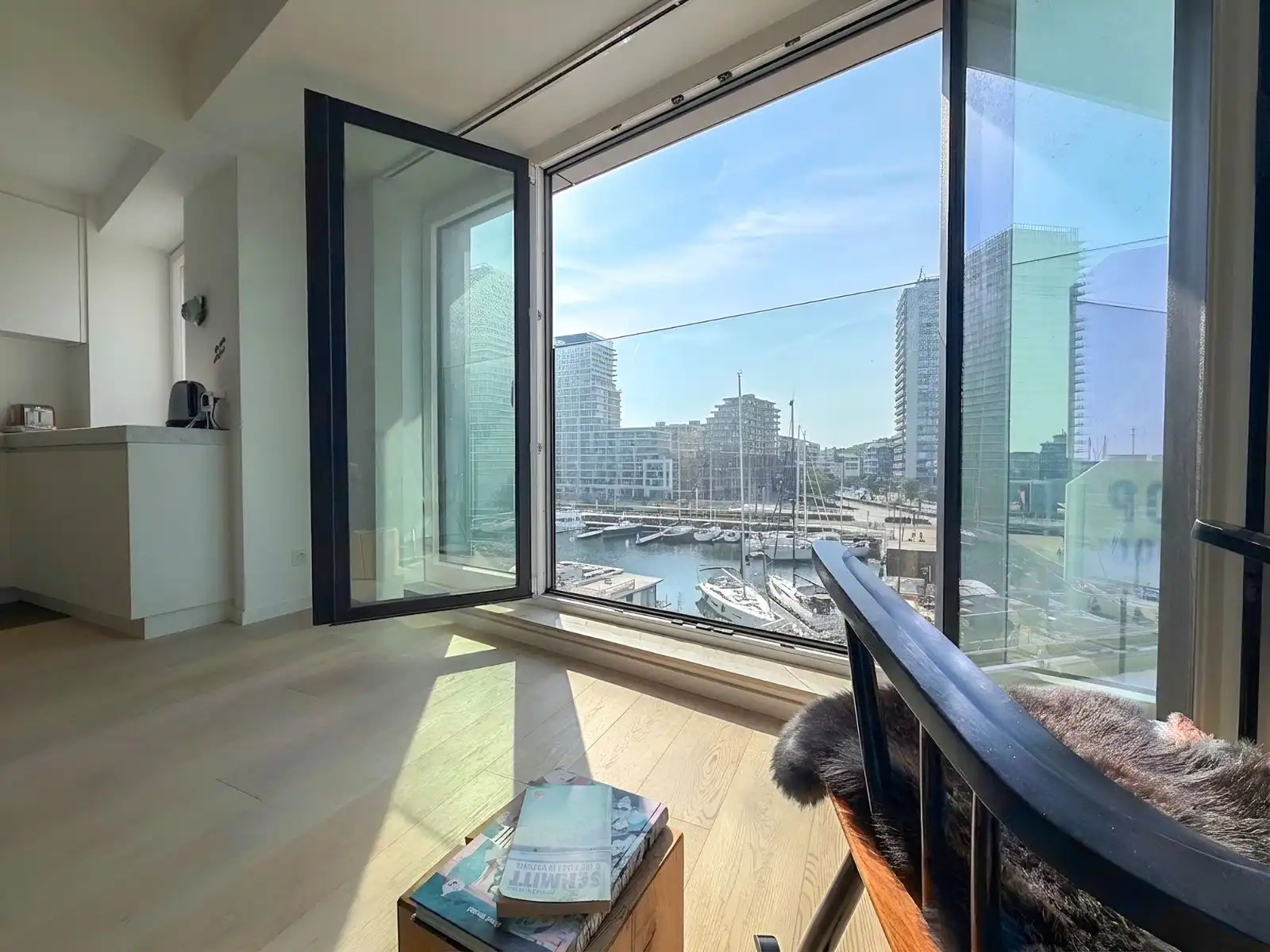 Prachtig appartement met uniek zicht op de jachthaven van Oostende foto 8