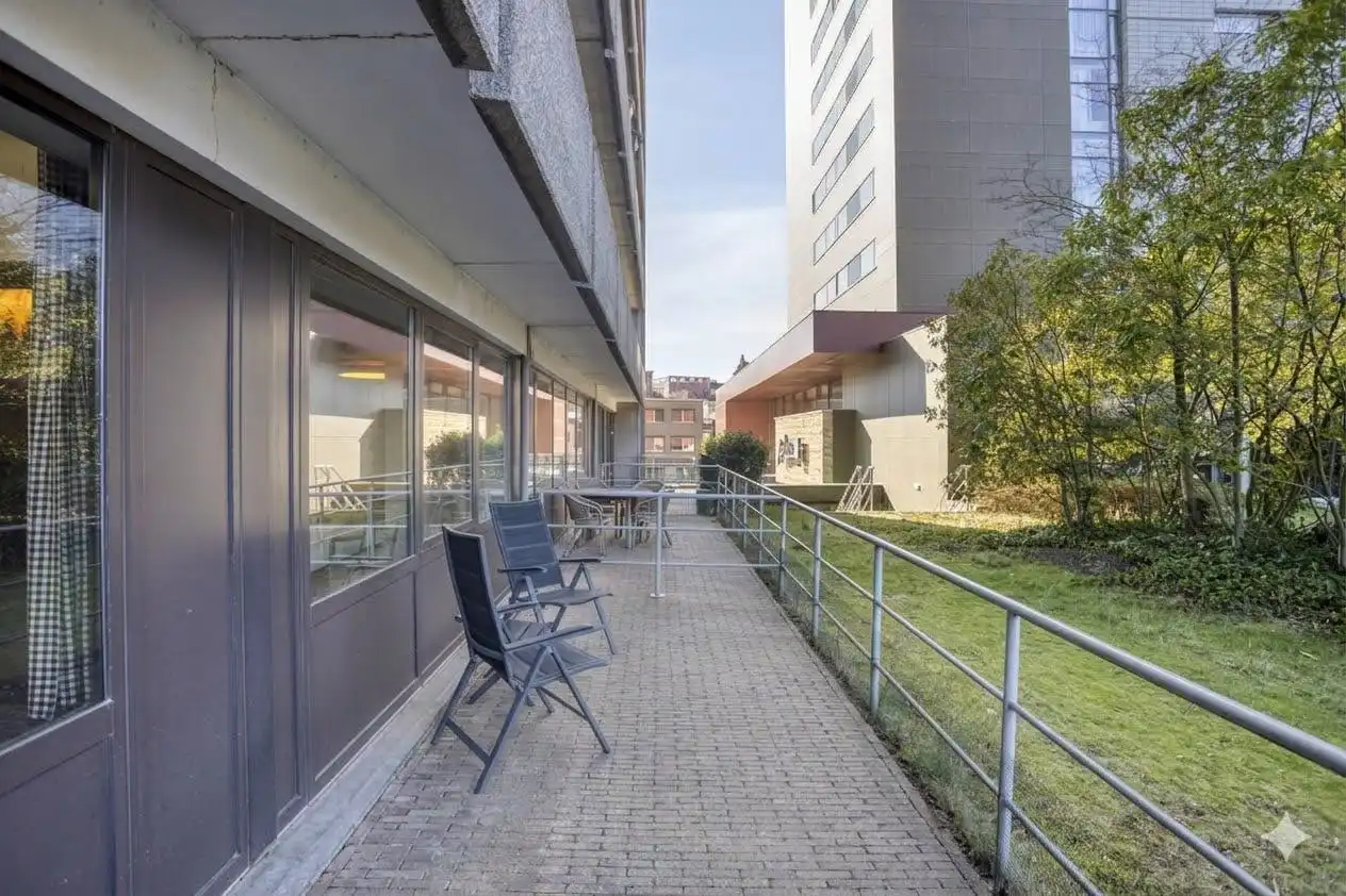 Uitzonderlijk ruim appartement met terras in hartje Hasselt  foto 5