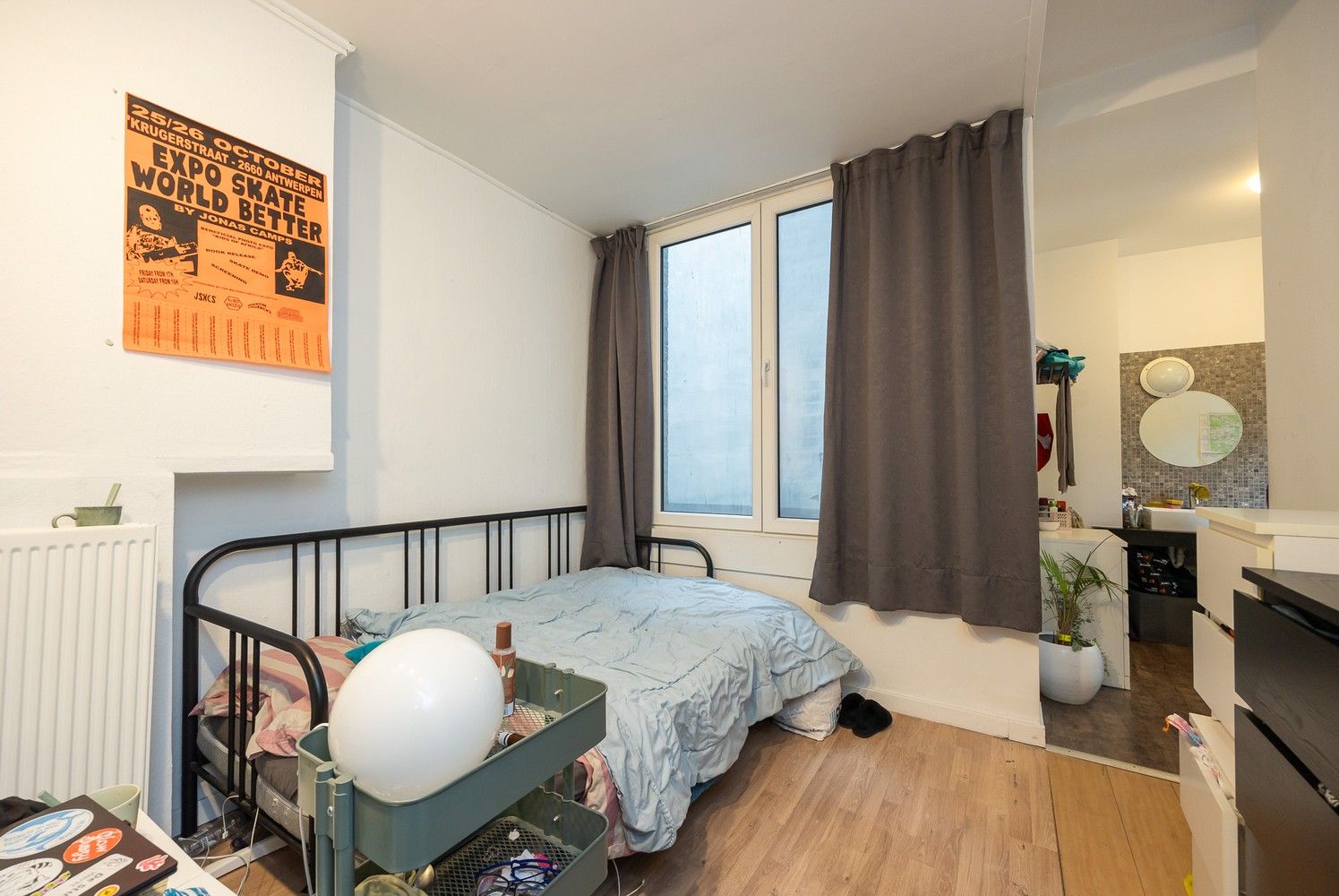 Vergund studentengebouw op een uitstekende AAA locatie, tegenover de AP Hogeschool foto 10