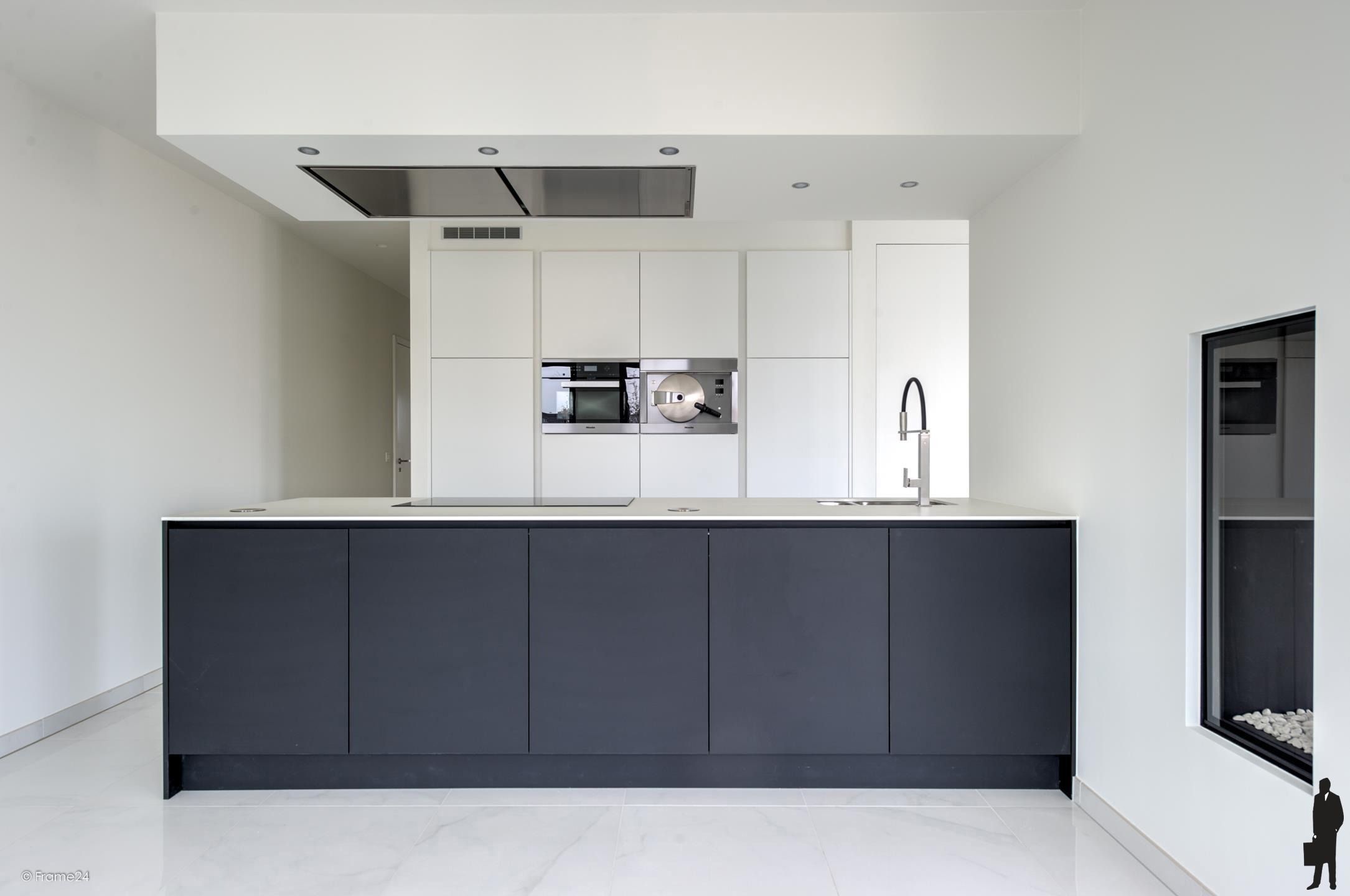 Luxueuze penthouse met terras in hartje Antwerpen. foto 5