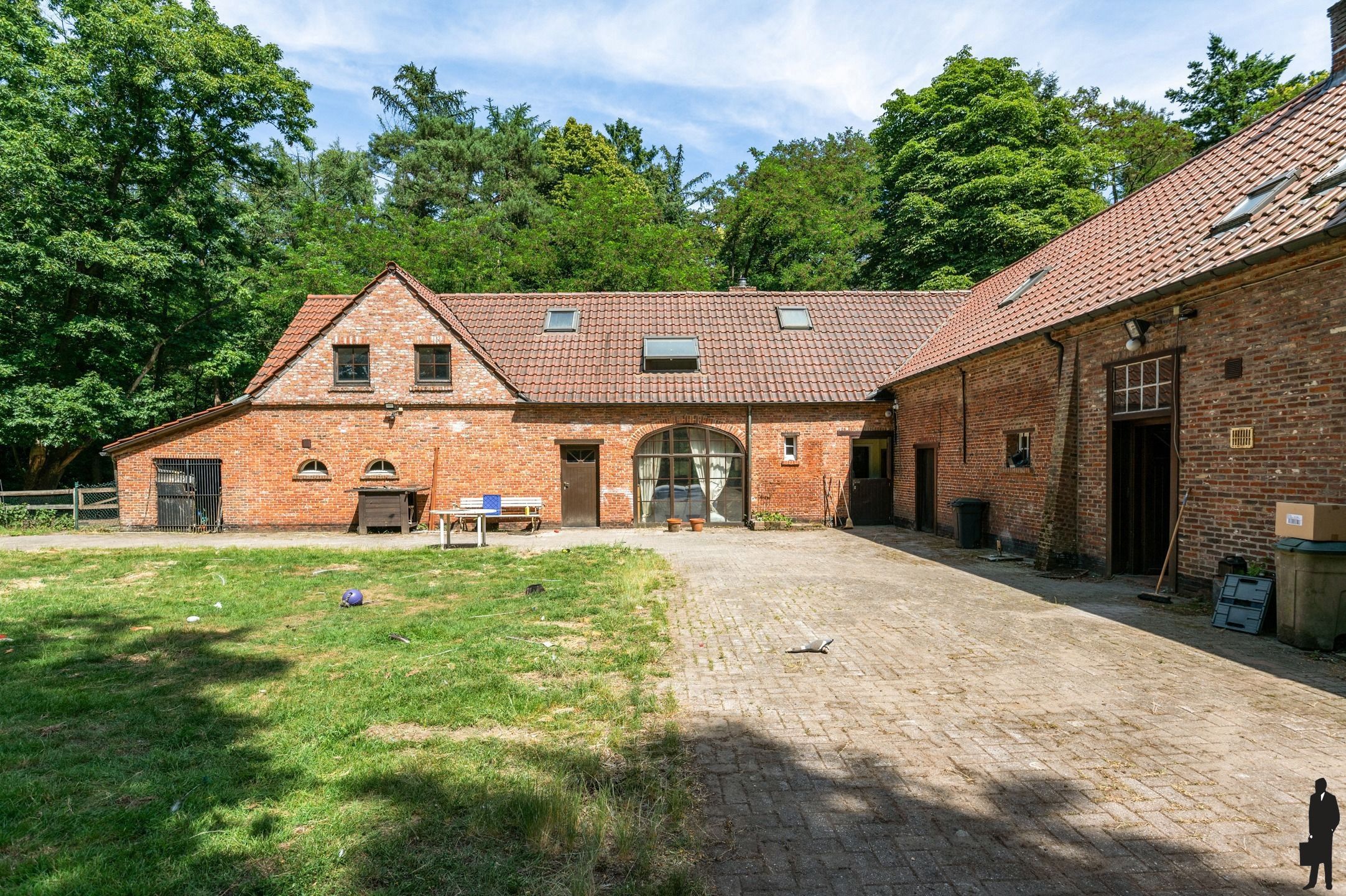 Riante hoeve op uitzonderlijk domein van bijna 10 ha foto 26