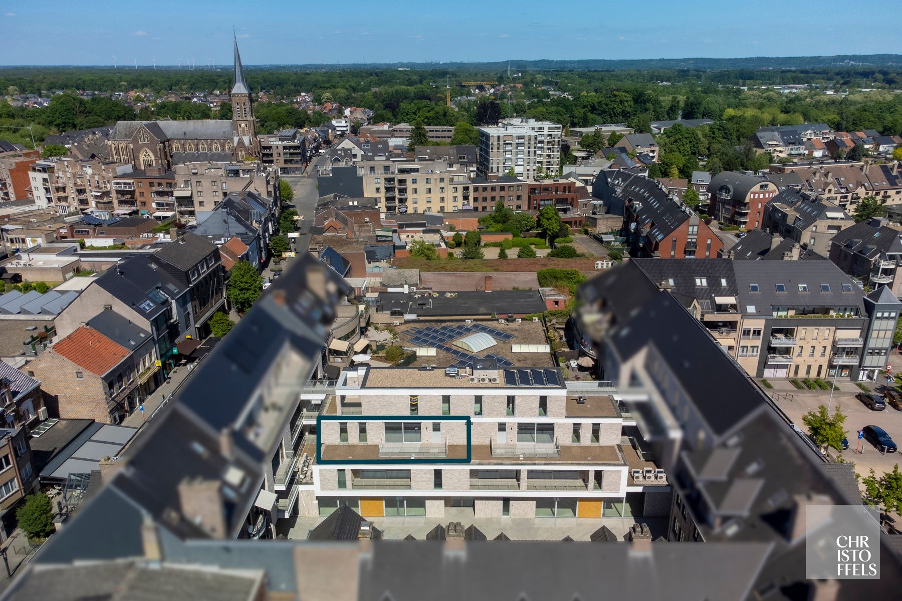 TE HUUR - Nieuwbouw 2-slaapkamerappartement in hartje Lanaken! foto 4