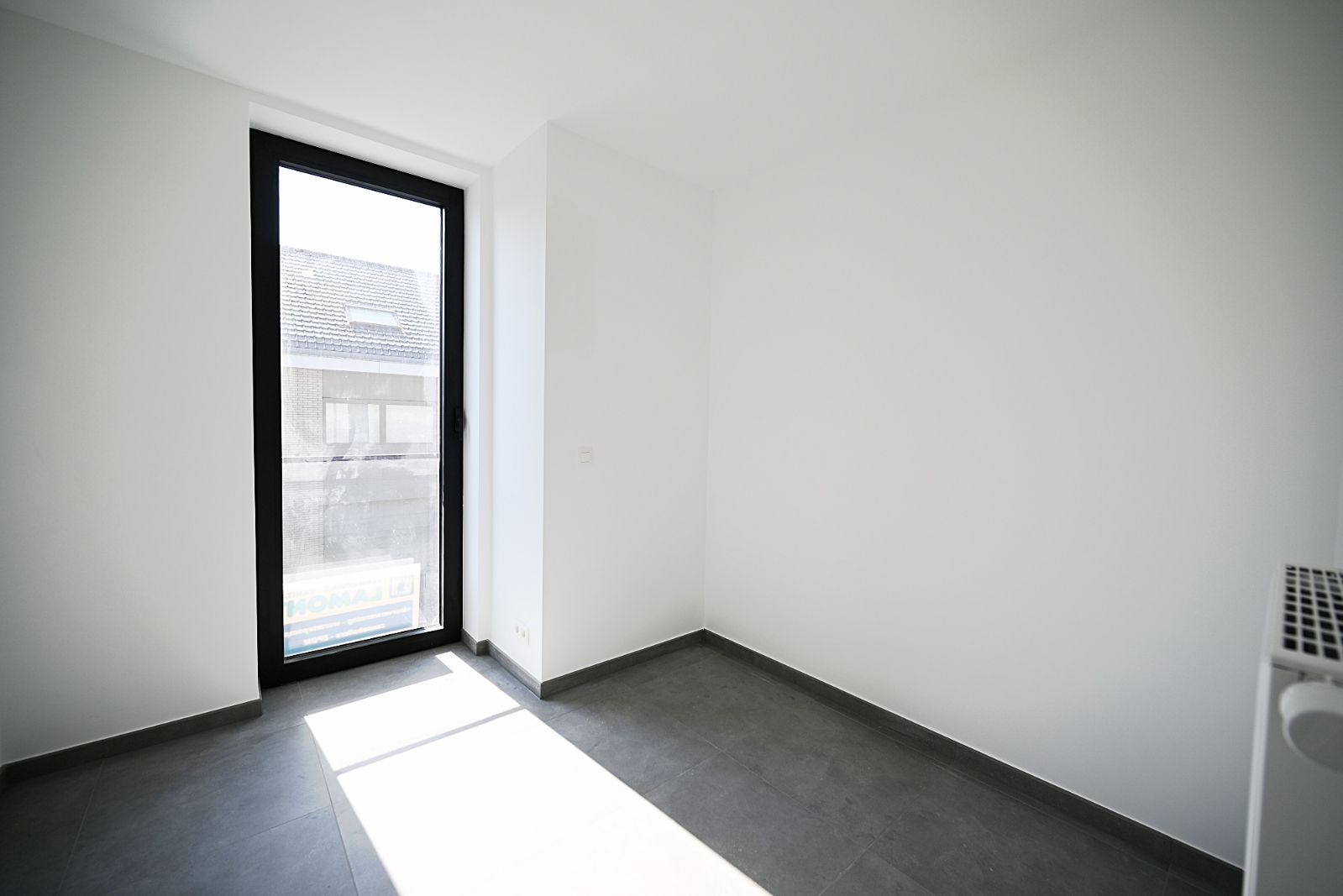 Nieuwbouw appartement met zonnepanelen in hartje Ardooie! foto 9