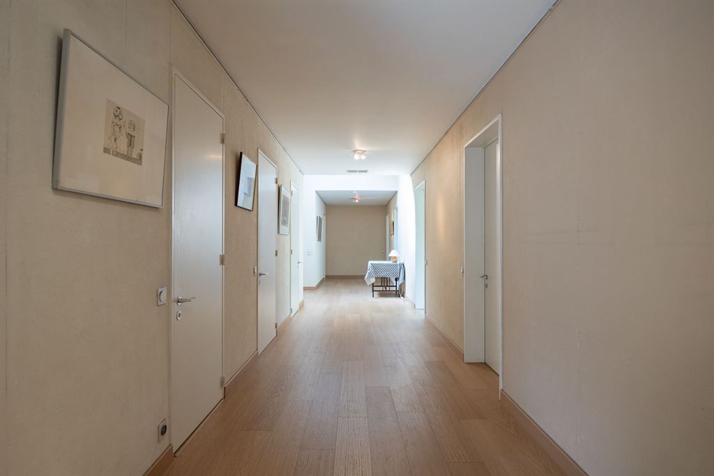 Moderne stijlvilla grenzend aan de landerijen van het kasteel van 's-Gravenwezel foto 12