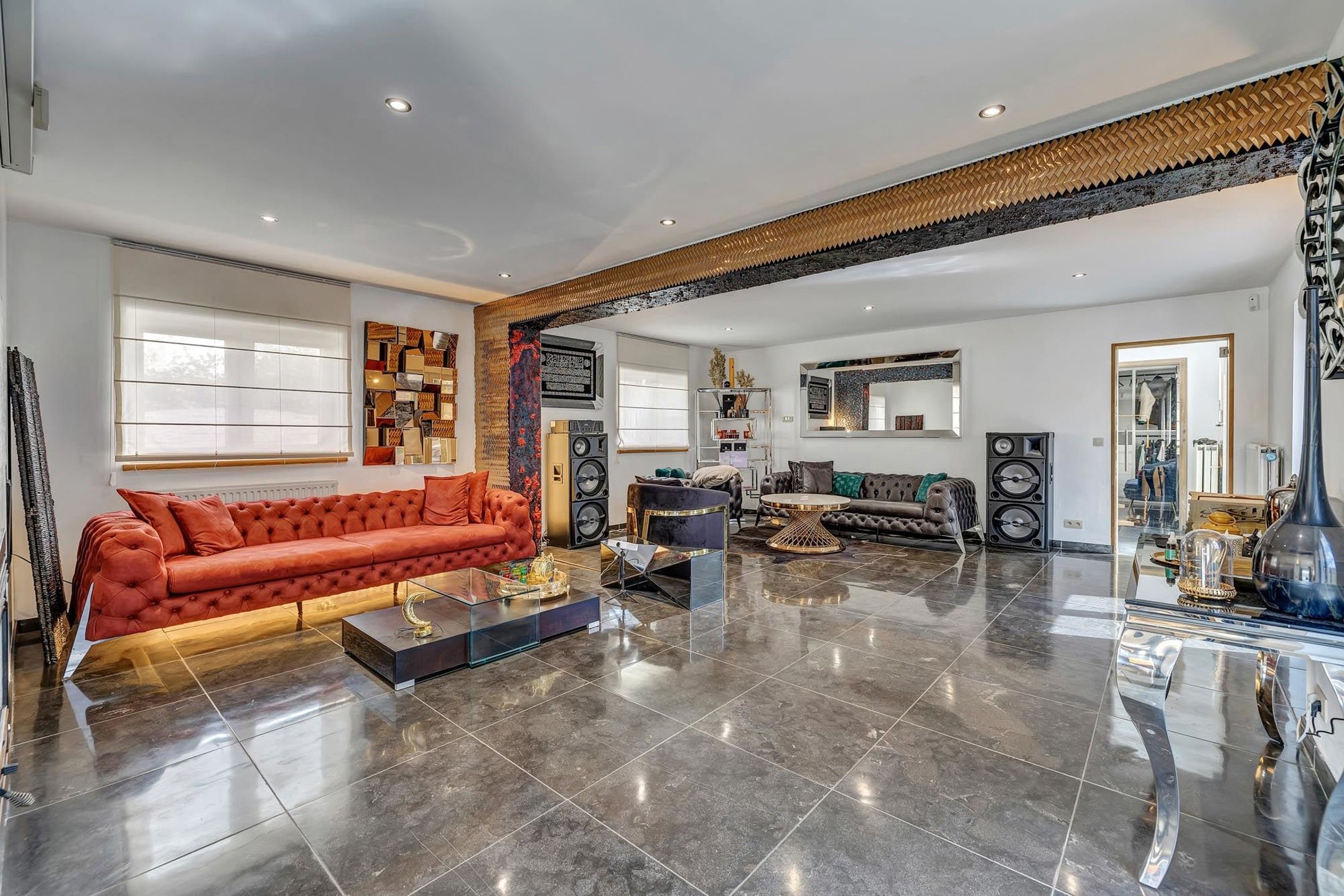Gerenoveerde woning op strategische locatie met 5 slaapkamers foto 5