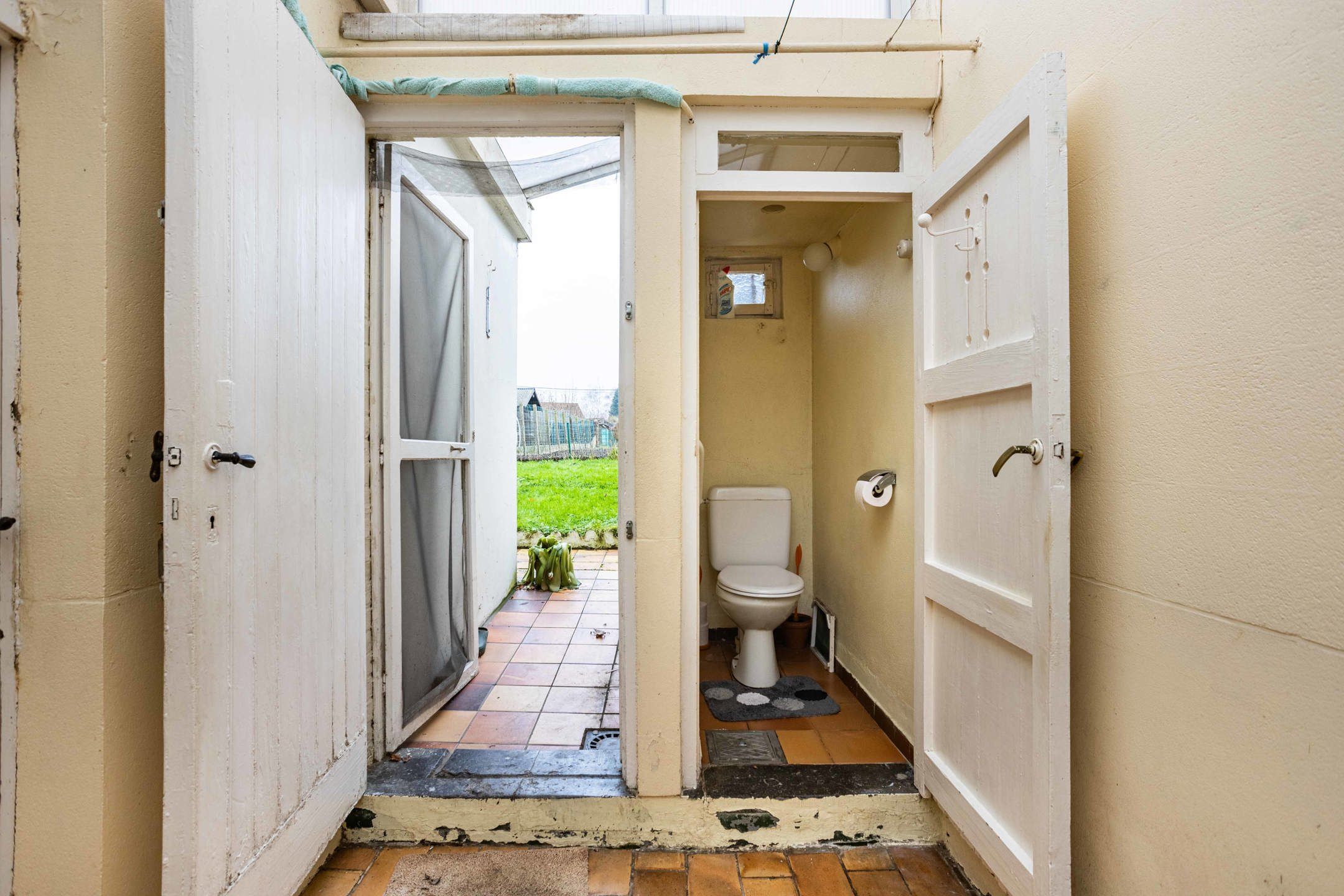 Woning met tuin en achterliggend perceel met oprit & garage! foto 11