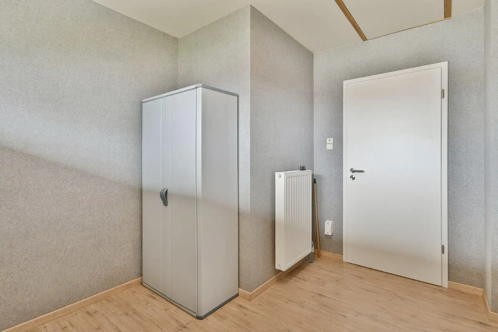 Instapklare alleenstaande woning met 4 slaapkamers op rustige ligging in Koekelare foto 16