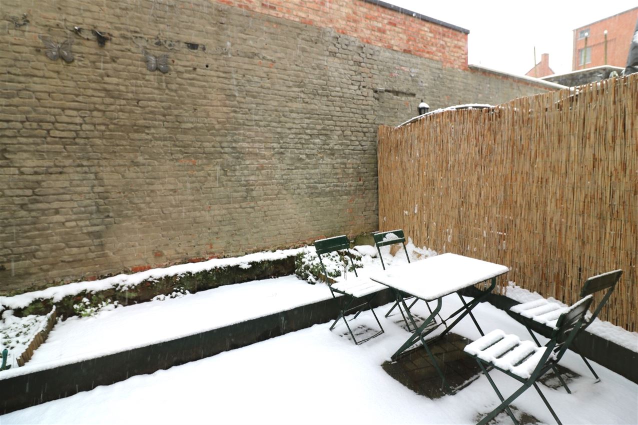 Centrale, zeer gezellige stadswoning met 2 slpk. en koer foto 14