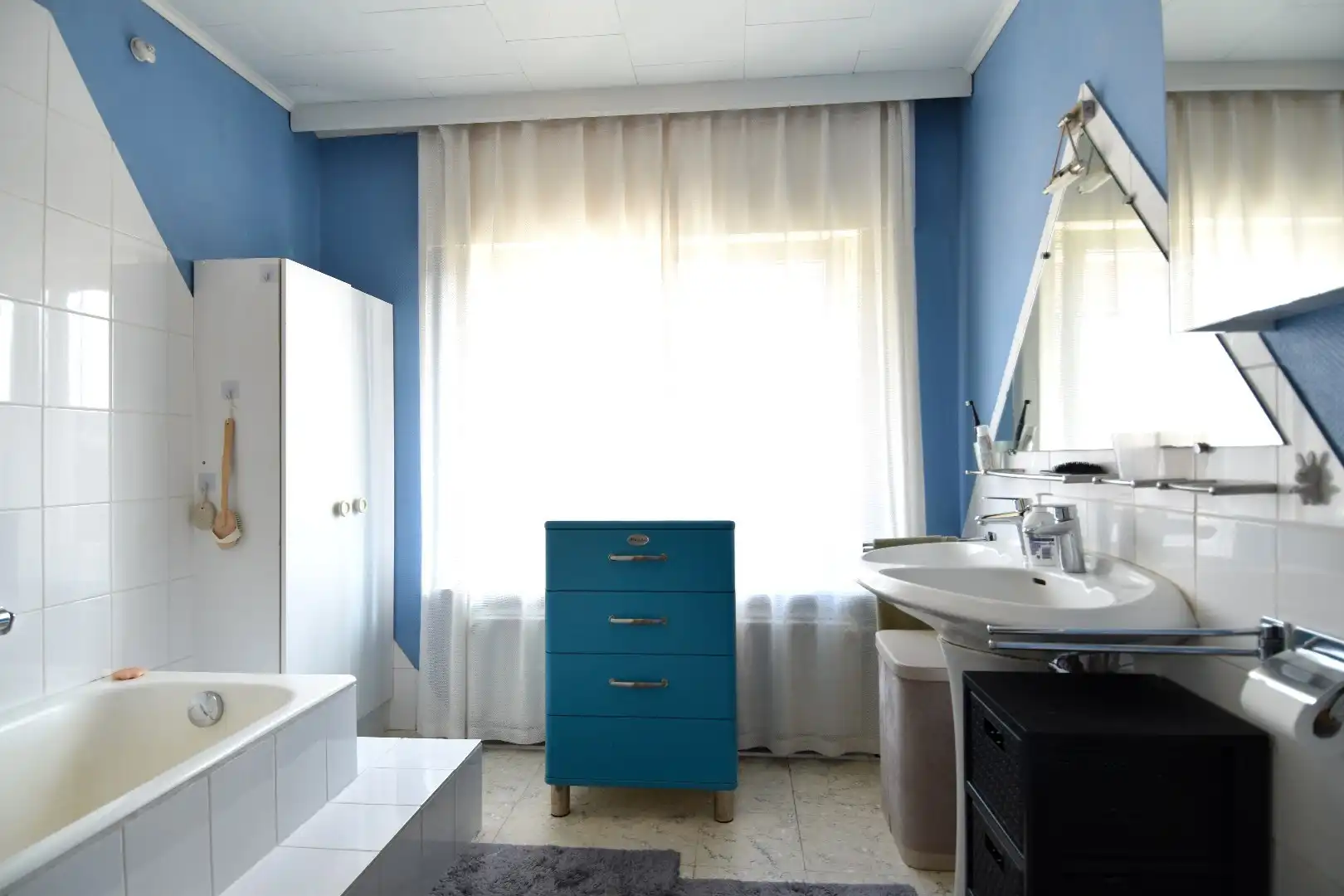 Vrijstaande woning met 3 slaapkamers, garage en tuin te koop in Wevelgem foto 10