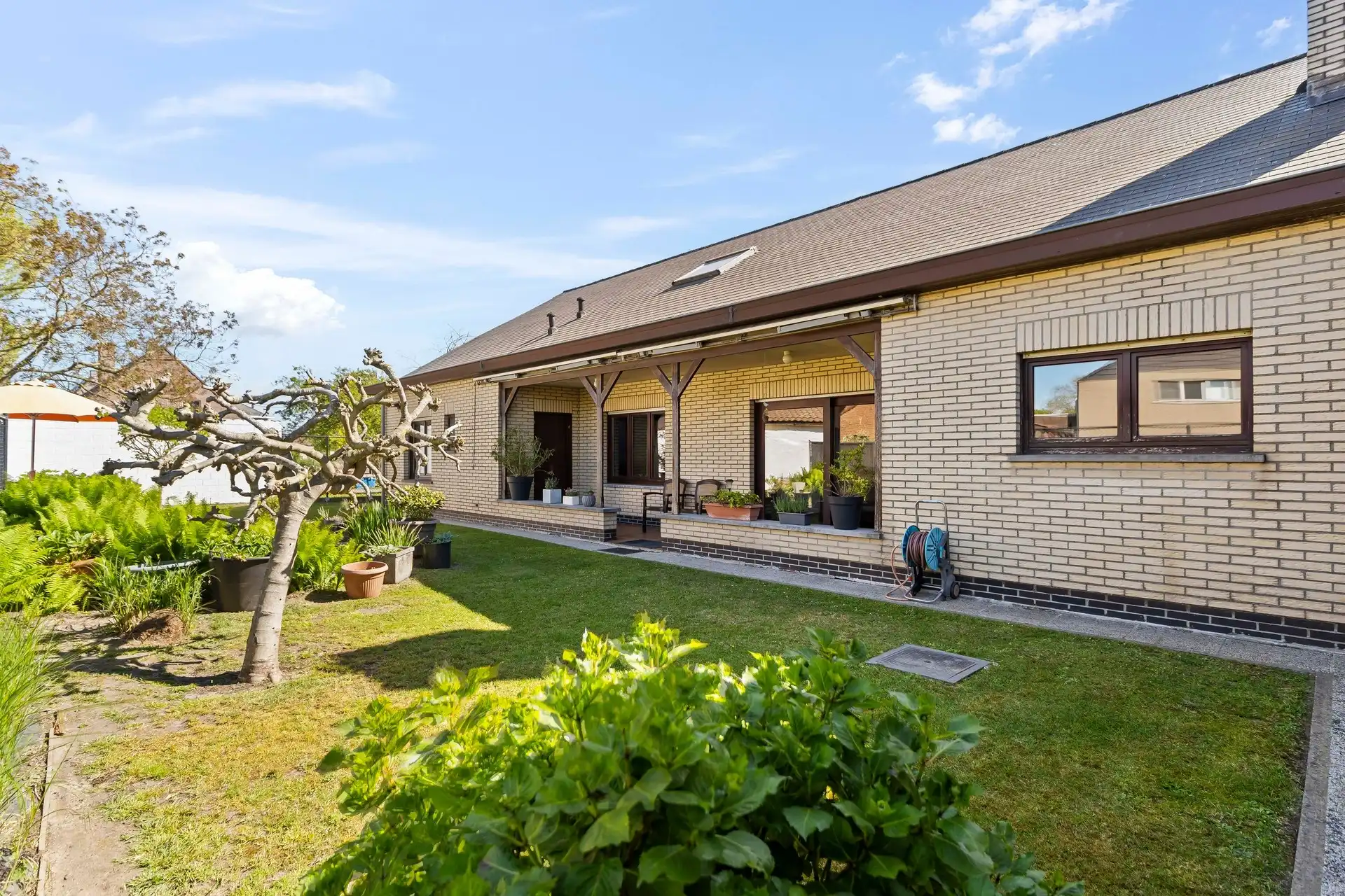 Zeer ruime bungalow met grote zolder, op een perceel van 520 m² met 2 garages, in een rustige straat nabij centrum Hamme foto 15