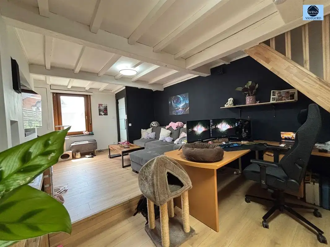 WONING MET 2 KAMERS, GARAGE EN TUIN foto {{pictureIndex}}