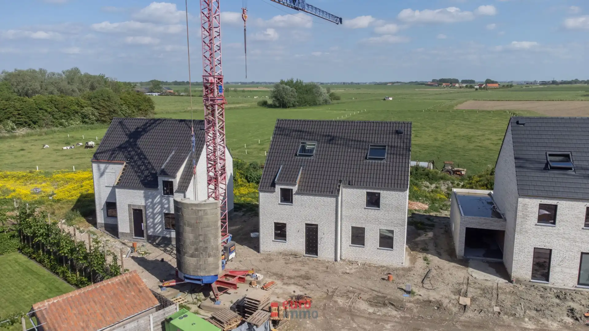 Lot 8 – Absolute topper met royale tuin en panoramische vergezichten foto 4