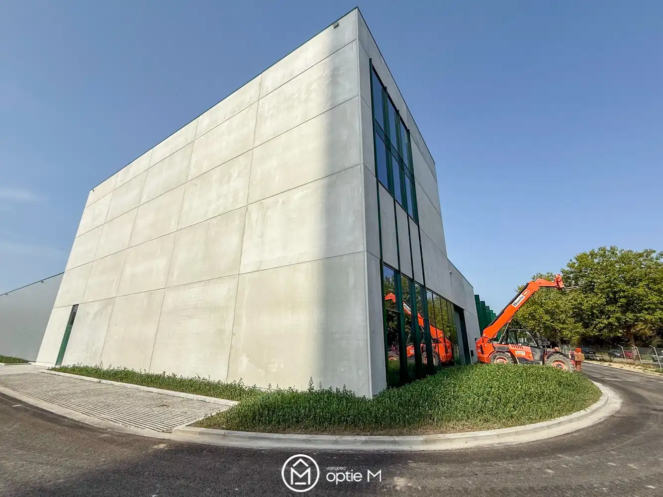 Ruime nieuwbouw KMO-unit foto 2