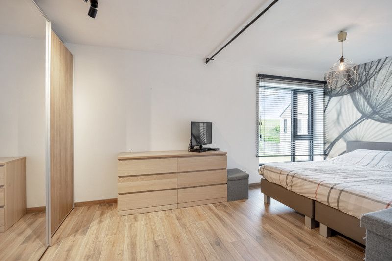 Recente, zeer goed gelegen woning met tuin foto 19