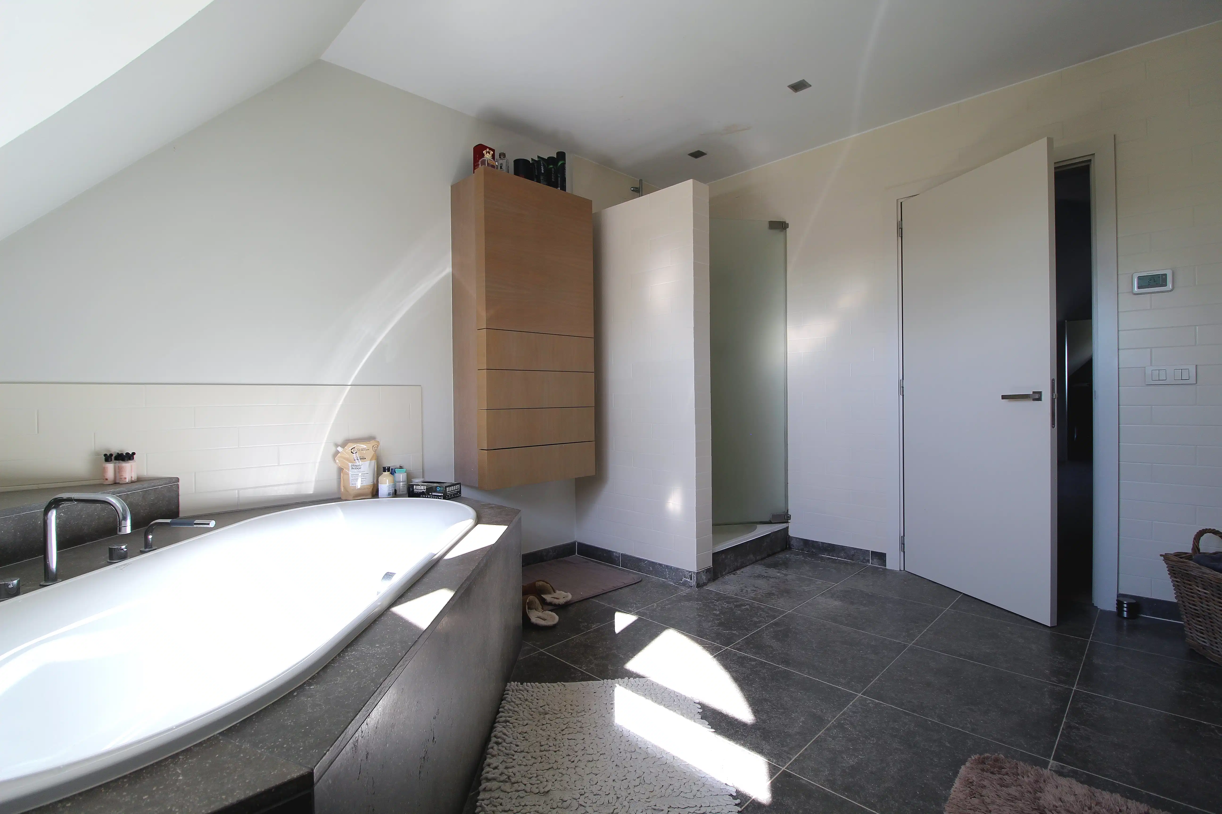 Luxueuze woning met rustige ligging te huur foto 18