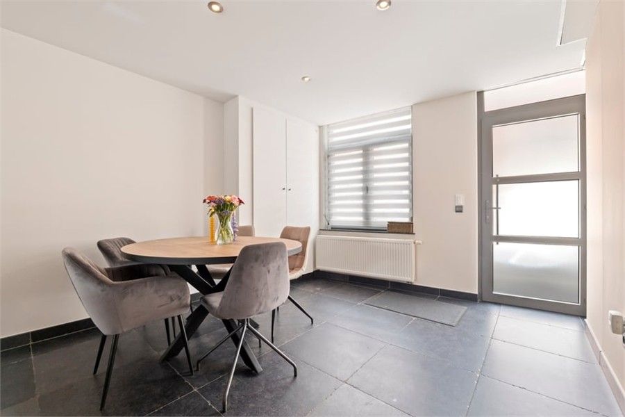 ENERGIEZUINIGE STADSWONING MET ZONNEPANELEN IN HET CENTRUM VAN SINT-TRUIDEN foto 3