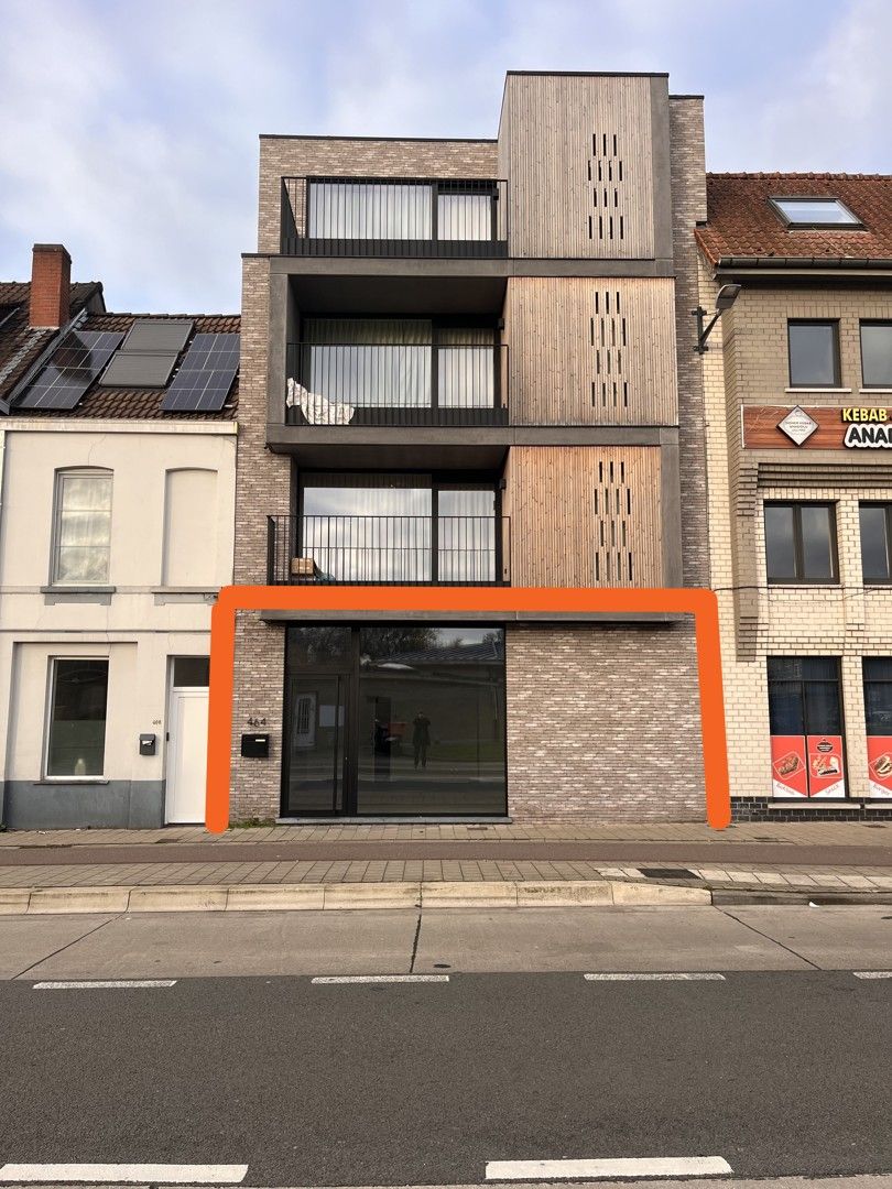 Handelspand op zichtlocatie nabij UZ Gent foto 2