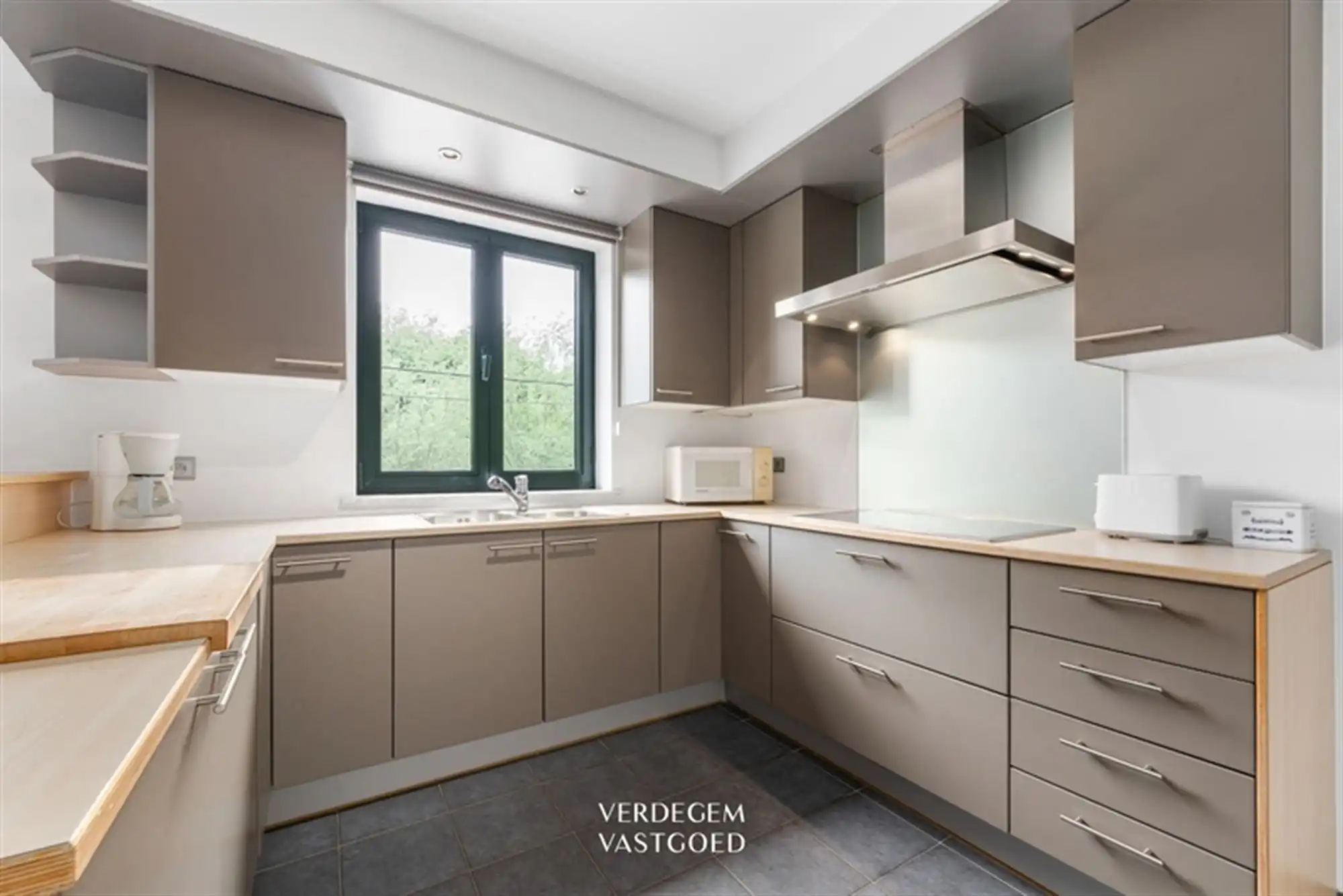 Prachtig ruim appartement met 2 slaapkamers, 2 terrassen en garage foto 10