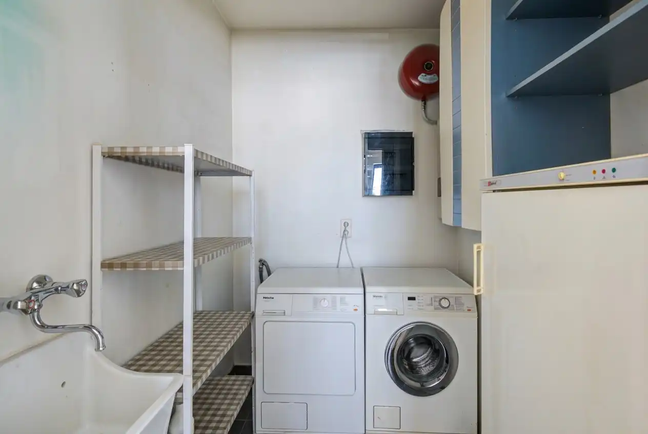 DUPLEXAPPARTEMENT MET 2 SLAAPKAMERS EN PARKEERPLAATS TE BEVERST foto 11