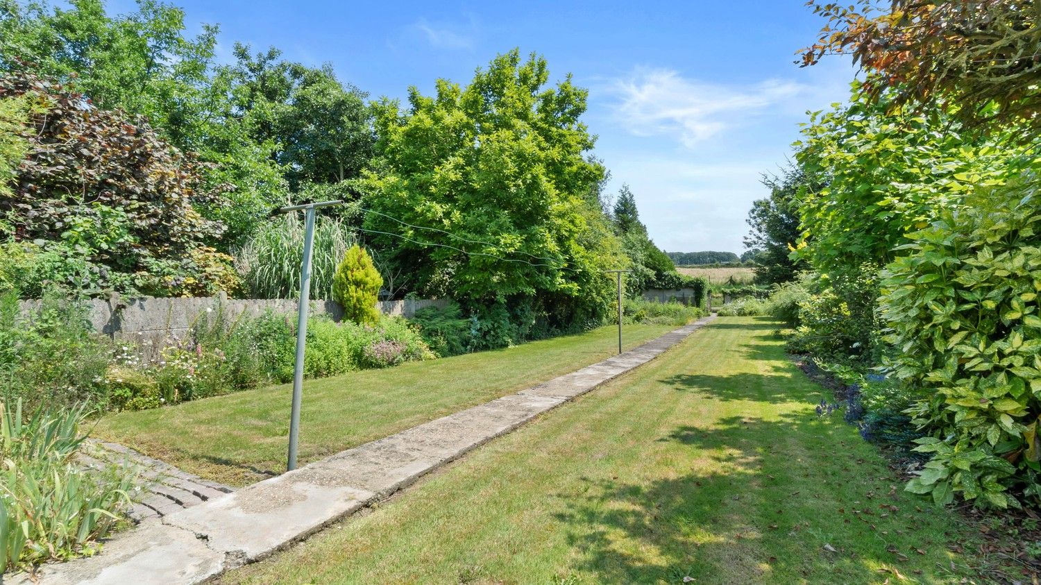 Ruime woning (HO) met 2 grote slaapkamers, garage en tuin foto 18