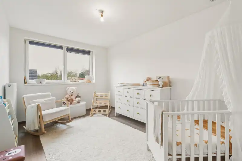 Recente halfopen woning met garage  te Heule foto 10