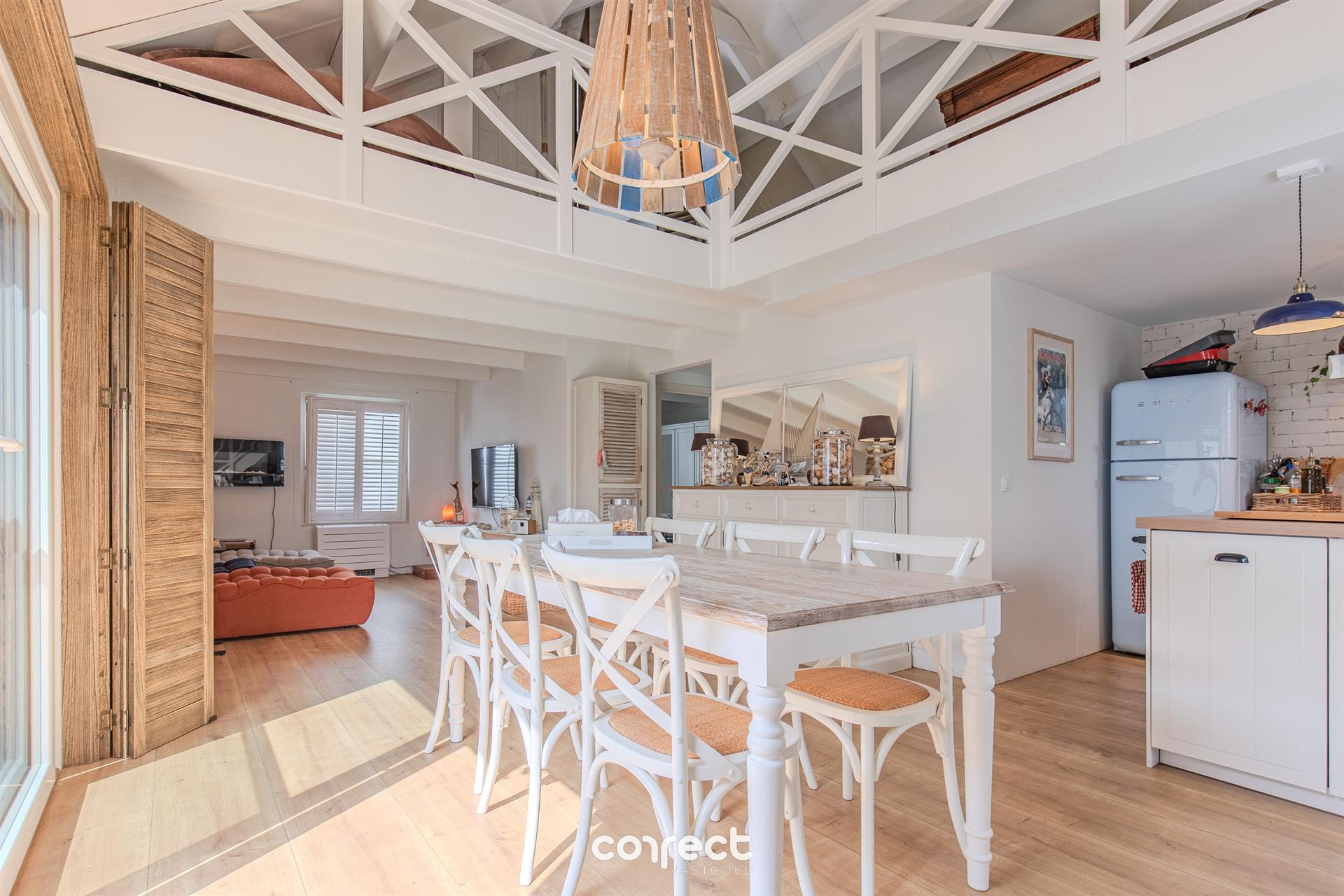 Luxe Vakantiewoning, Instapklaar en slechts op 700 meter van het strand te Middelkerke. foto 2