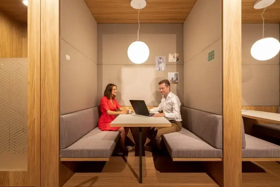 Hippe full-service kantoren in Spaces Gent Zuiderpoort foto 5