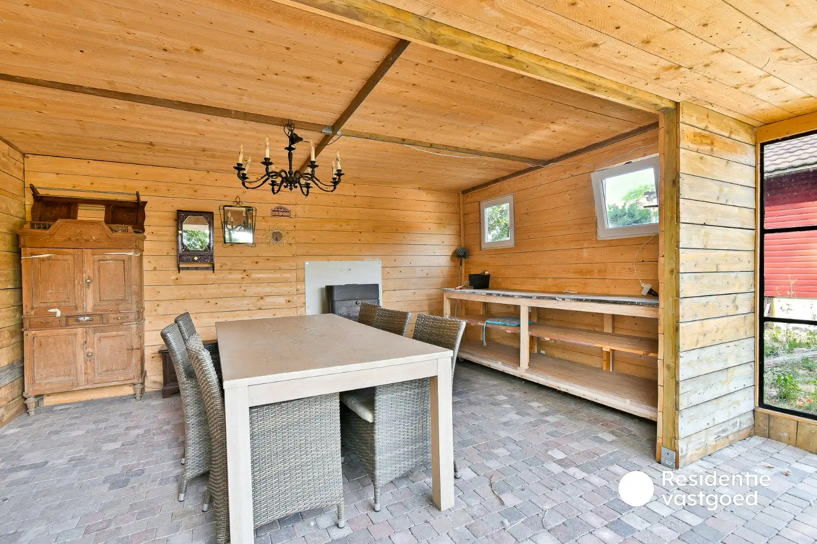 Charmante chalet op ruim perceel foto 21