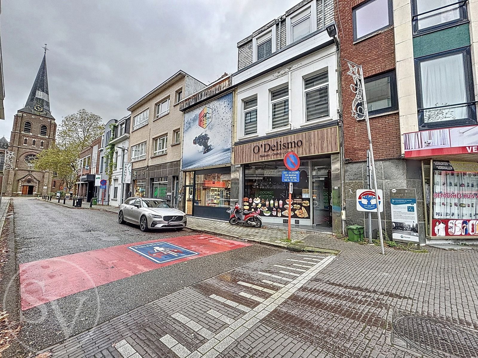 Handelshuis met woonst. foto 2