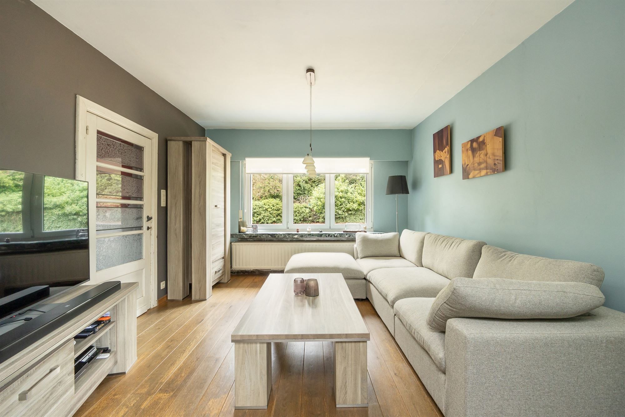 Instapklare woning met ruime tuin op gunstige locatie foto 3