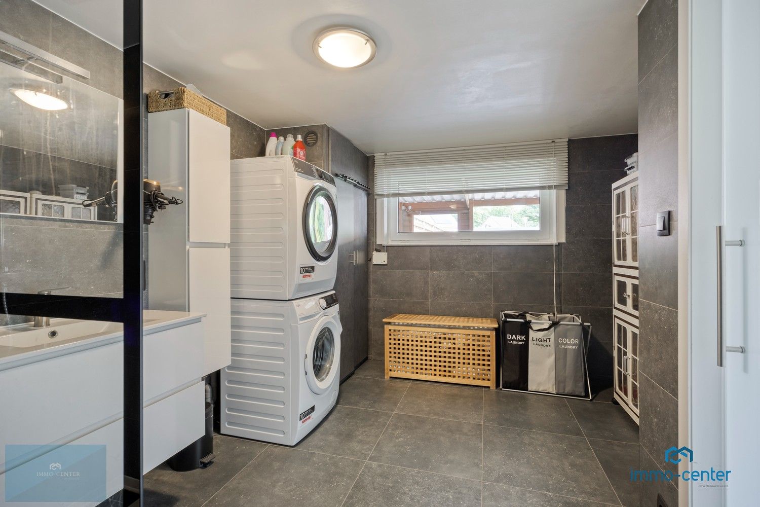 Exclusief wonen: luxueus gerenoveerde woning met buitenverblijf, EPC B en zonnepanelen foto 12